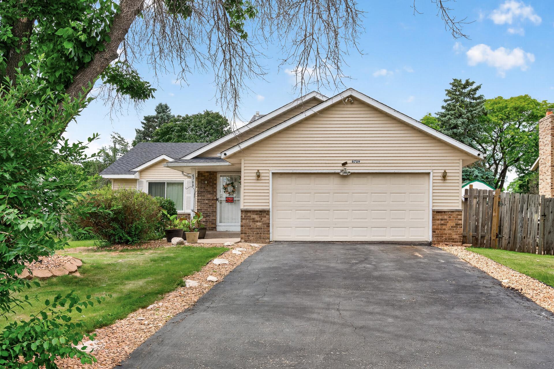 View of Residential at 6709 Brunswick Avenue, Brooklyn Park MN 55429, Brooklyn Park (4 of 48) - Mike Wilen | Minnesota Team Real Estate