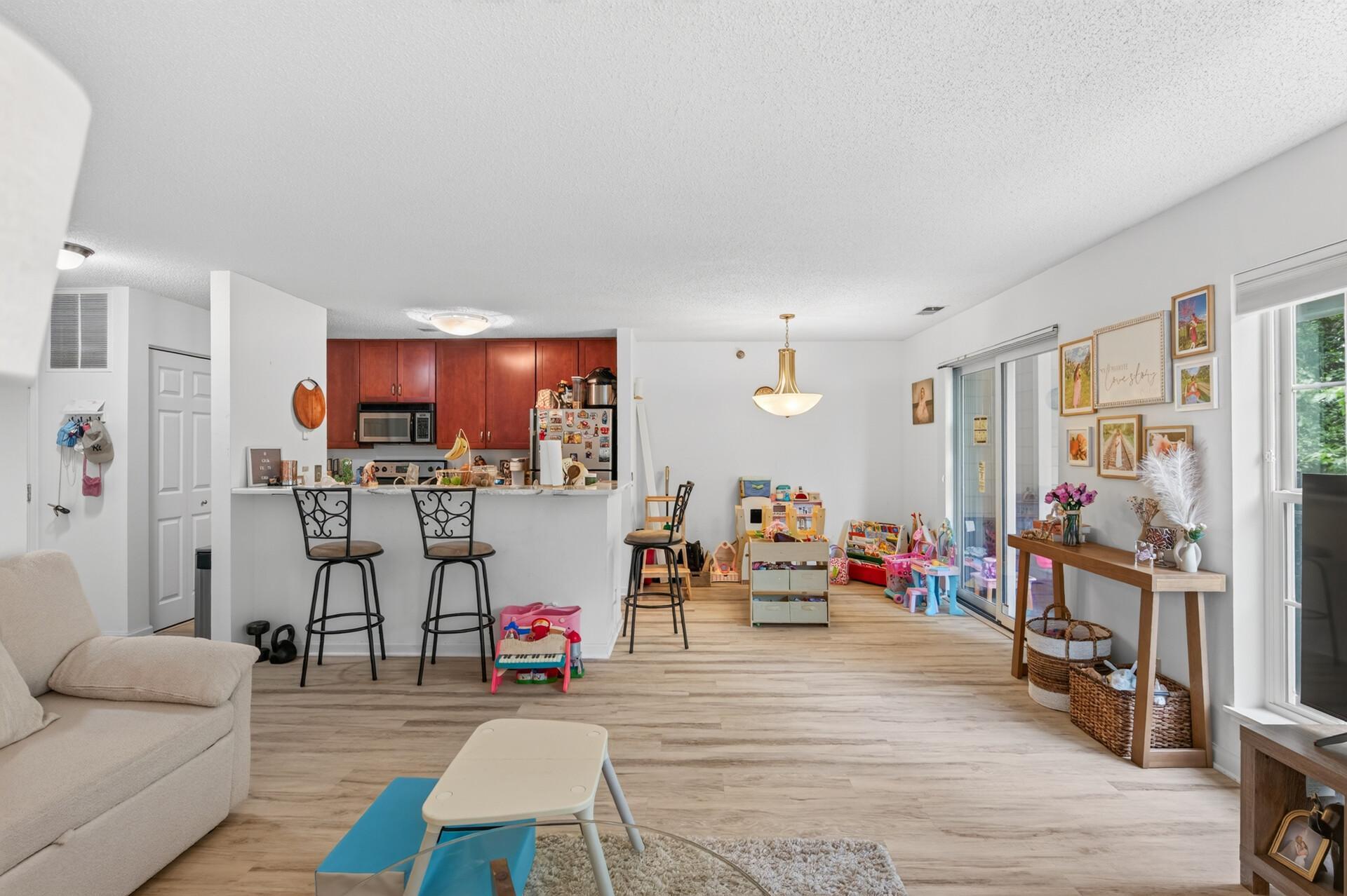 View of Residential at 6167 Chasewood Parkway #202, Minnetonka MN 55343, Minnetonka (10 of 29) - Mike Wilen | Minnesota Team Real Estate