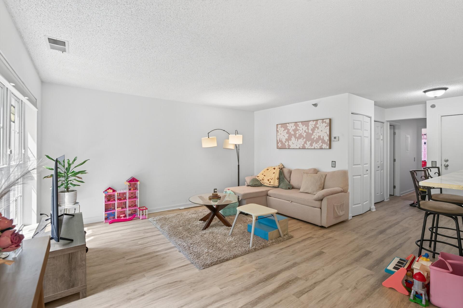 View of Residential at 6167 Chasewood Parkway #202, Minnetonka MN 55343, Minnetonka (7 of 29) - Mike Wilen | Minnesota Team Real Estate
