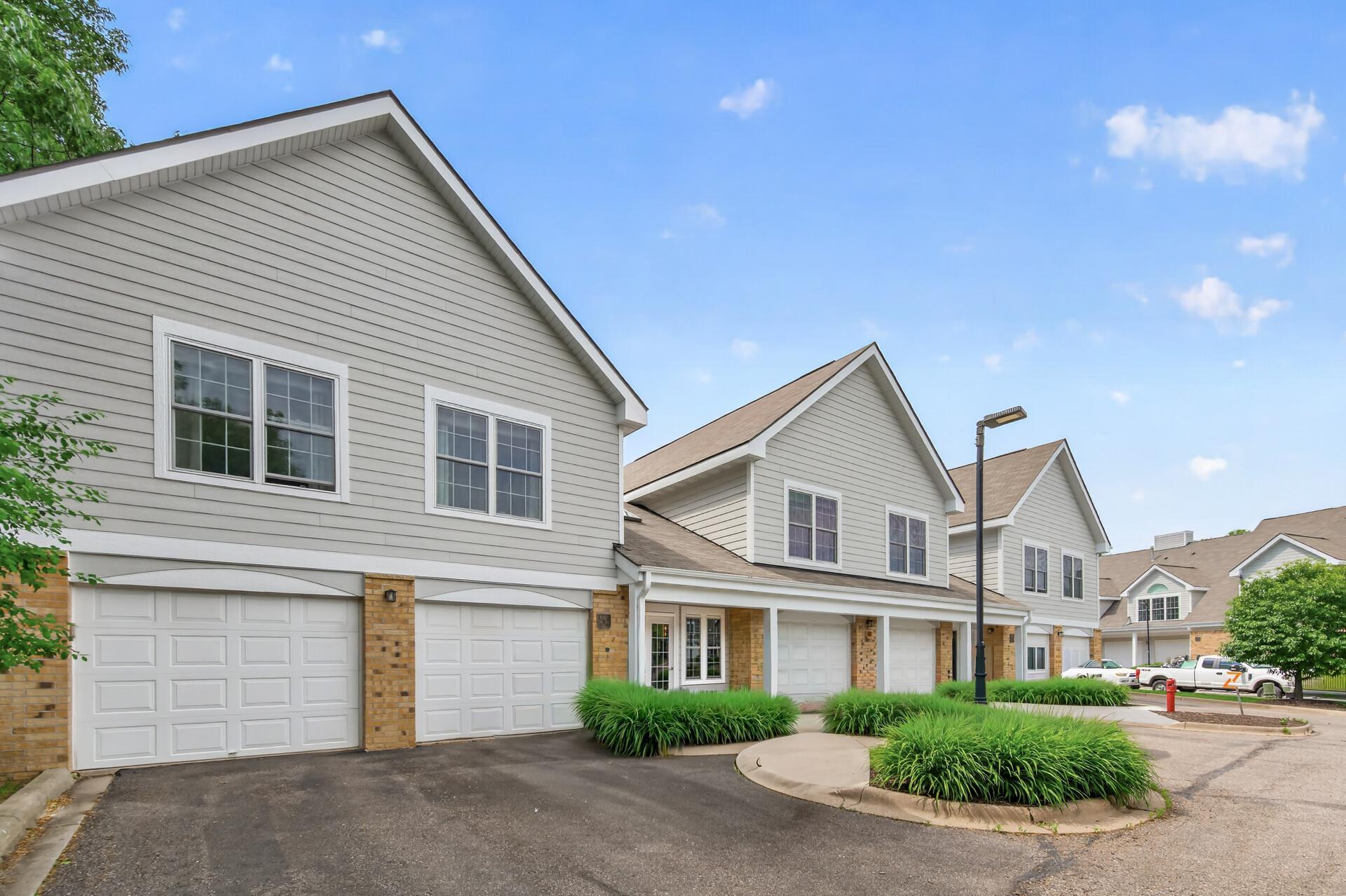 View of Residential at 6167 Chasewood Parkway #202, Minnetonka MN 55343, Minnetonka (28 of 29) - Mike Wilen | Minnesota Team Real Estate