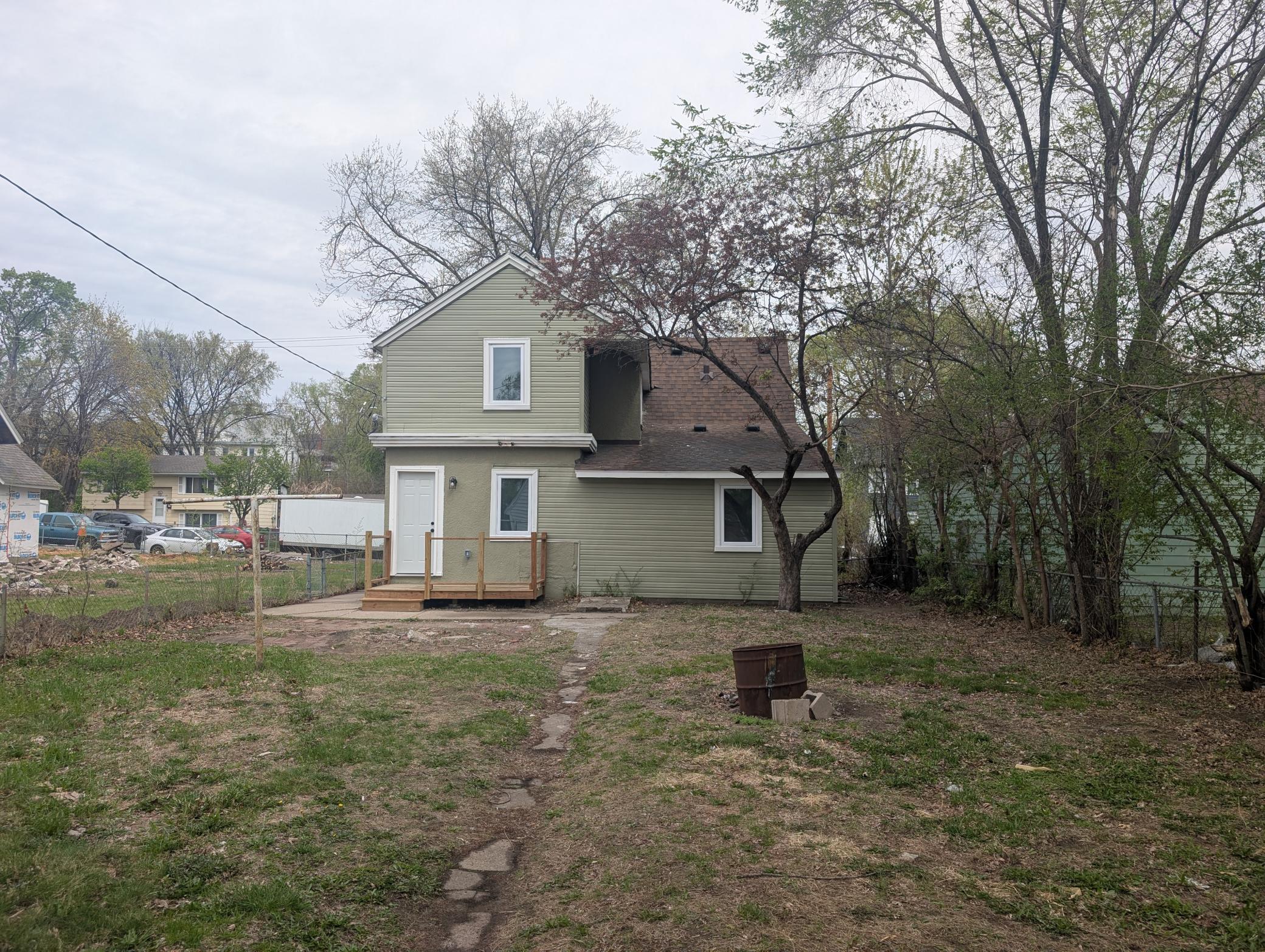 View of Residential Income at 611 24th Avenue, Minneapolis MN 55411, Minneapolis (8 of 17) - Mike Wilen | Minnesota Team Real Estate
