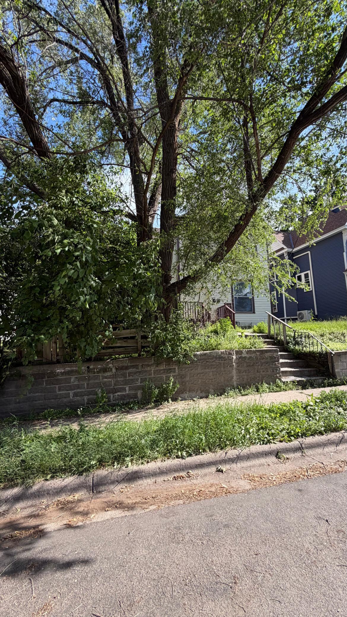 View of Land at 422 Mount Ida Street, Saint Paul MN 55130, Saint Paul (3 of 4) - Mike Wilen | Minnesota Team Real Estate