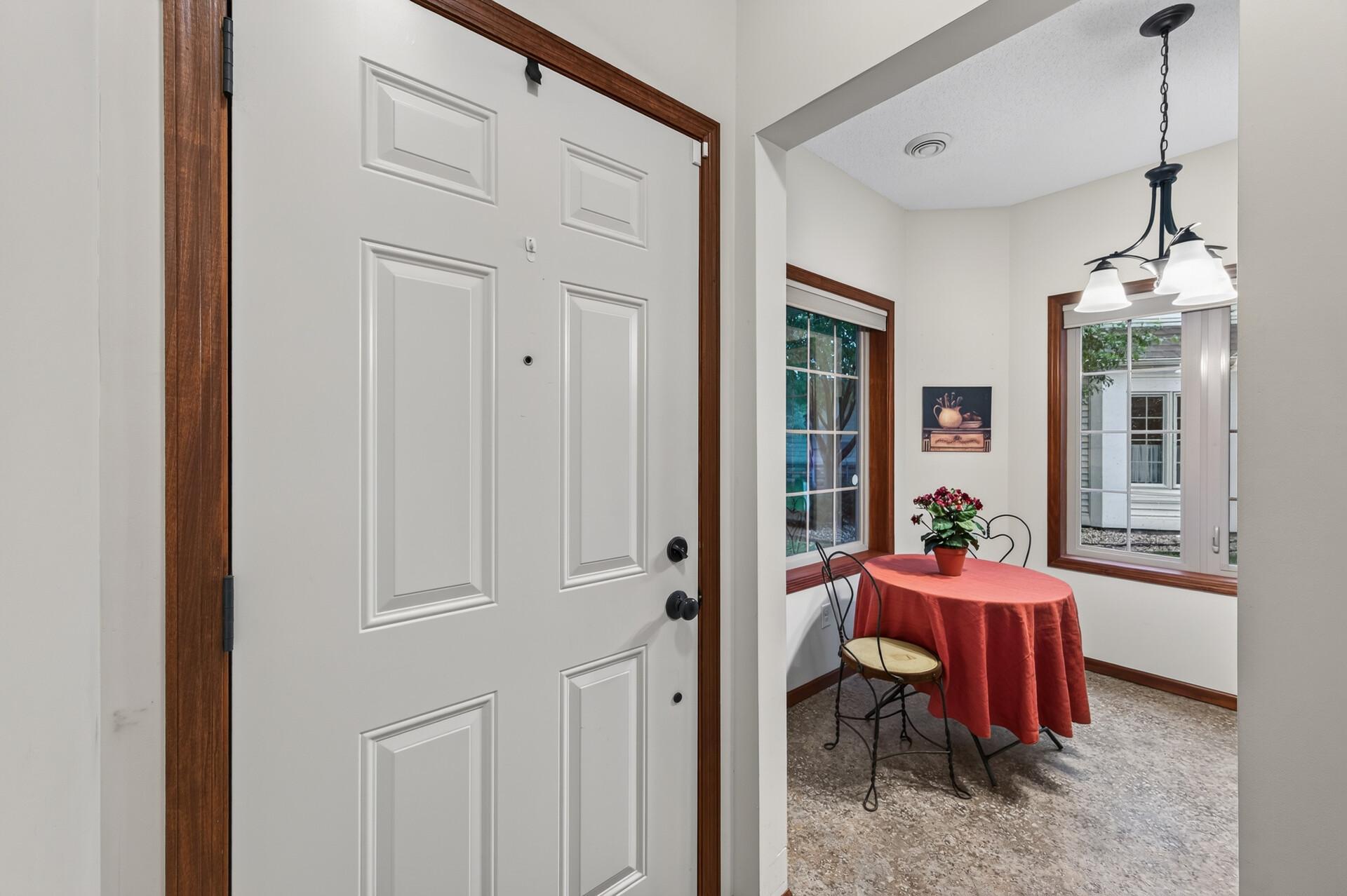 View of Residential at 313 Summer Place, Maplewood MN 55117, Maplewood (3 of 28) - Mike Wilen | Minnesota Team Real Estate