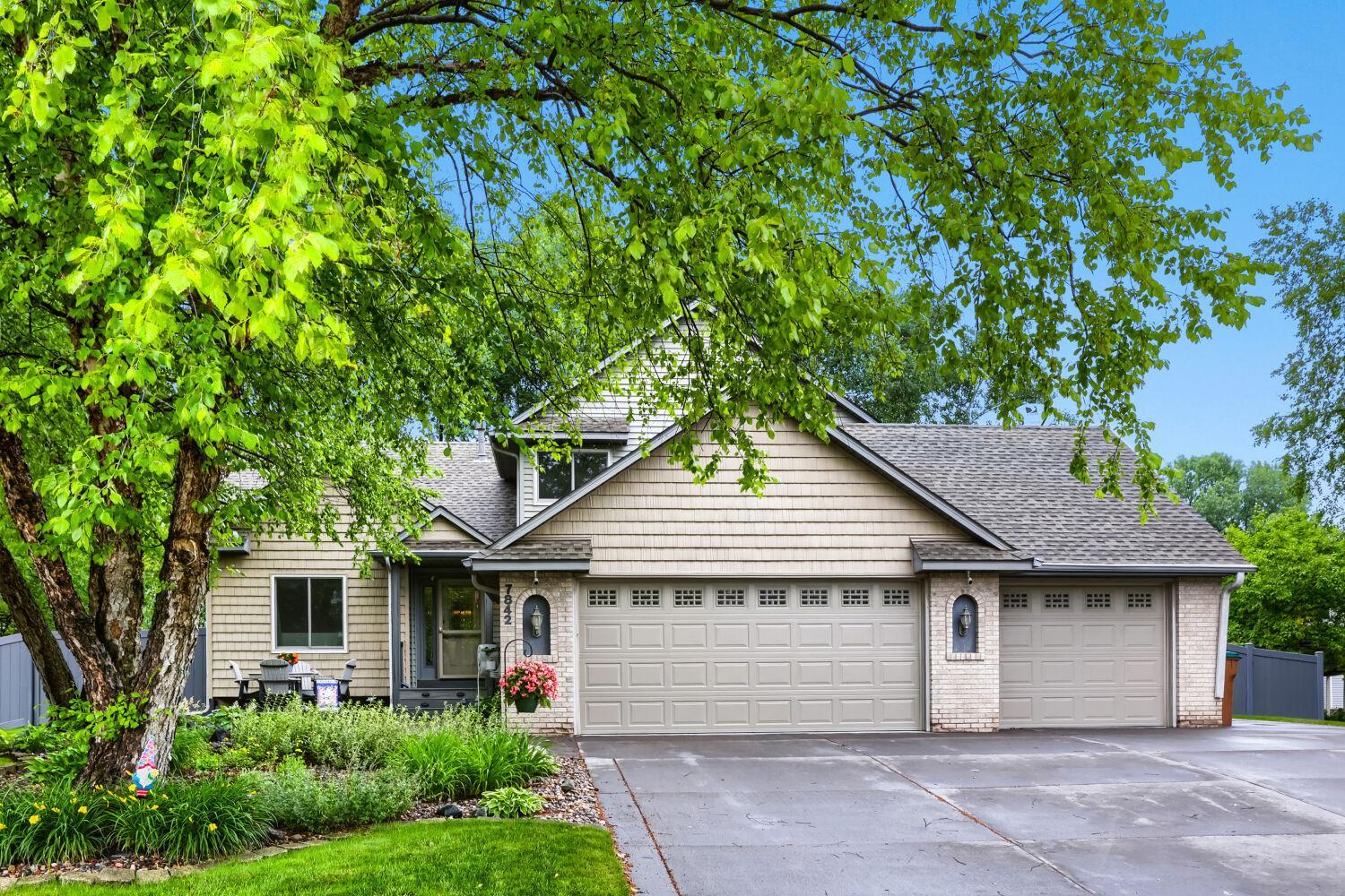 View of Residential at 7842 20th Street, Oakdale MN 55128, Oakdale - Mike Wilen | Minnesota Team Real Estate