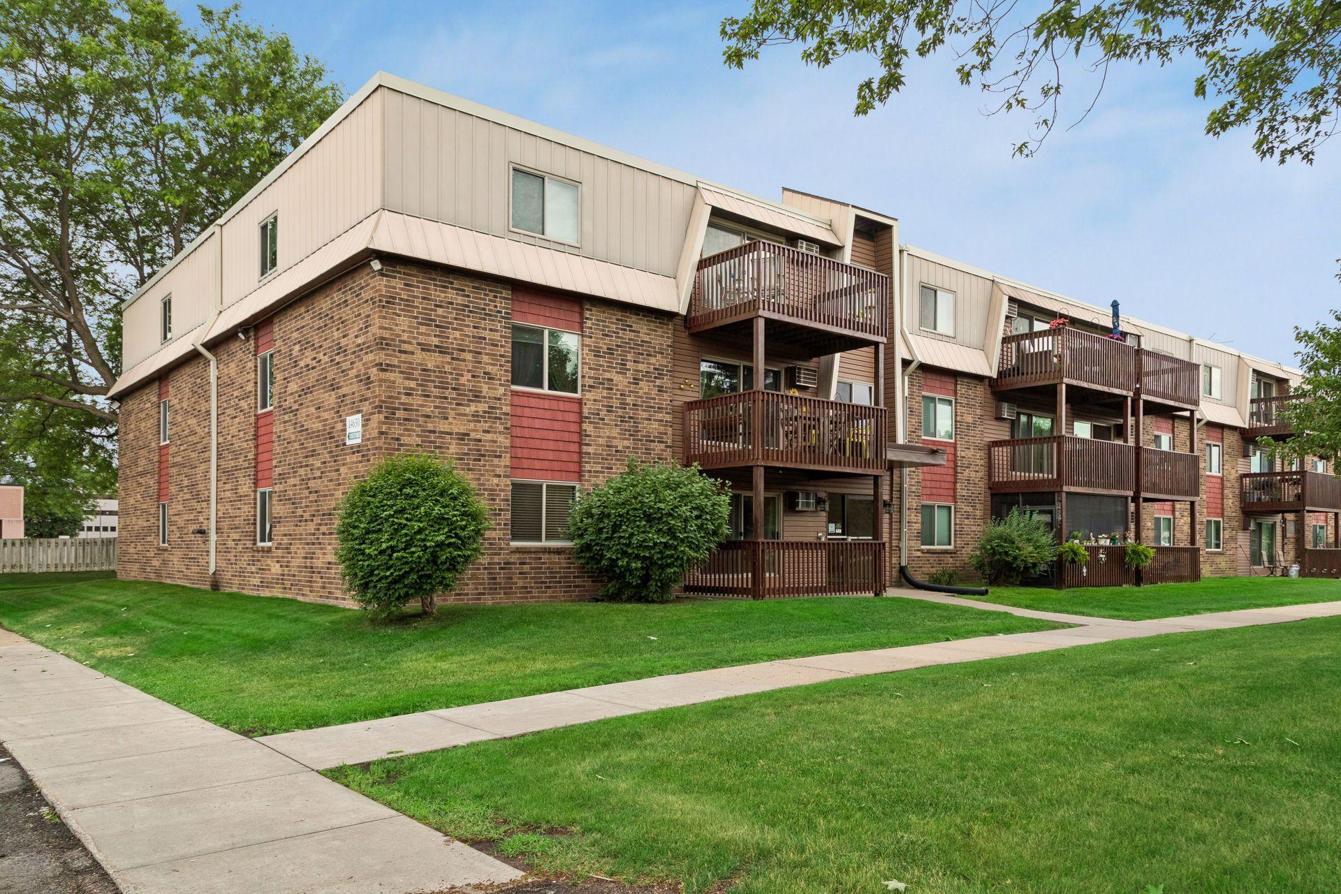 View of Residential at 14630 Garrett Avenue #401, Apple Valley MN 55124, Apple Valley (7 of 14) - Mike Wilen | Minnesota Team Real Estate