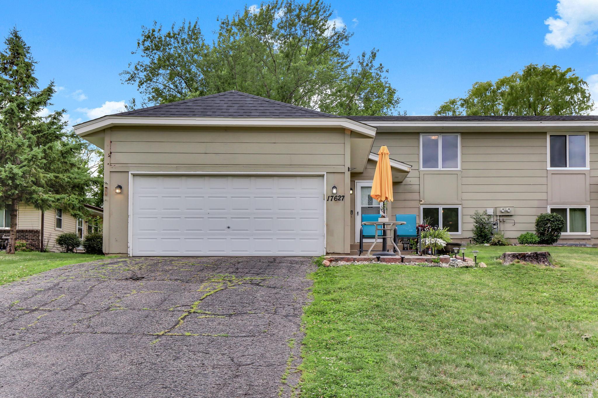 View of Residential at 17627 Ionia Court, Lakeville MN 55044, Lakeville (2 of 41) - Mike Wilen | Minnesota Team Real Estate
