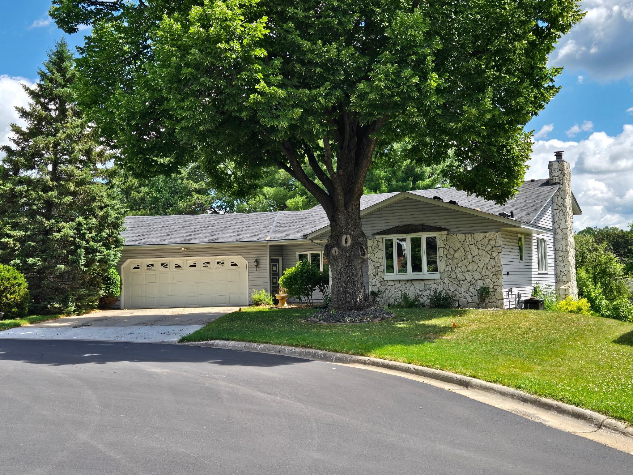 View of Residential at 1280 Stassen Drive, West Saint Paul MN 55118, West Saint Paul - Mike Wilen | Minnesota Team Real Estate