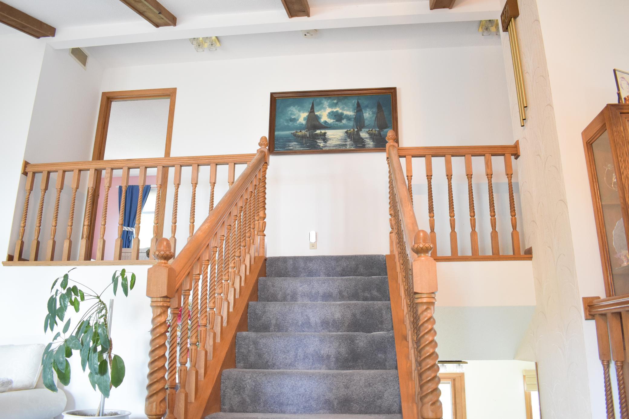 View of Residential at 1280 Stassen Drive, West Saint Paul MN 55118, West Saint Paul (4 of 28) - Mike Wilen | Minnesota Team Real Estate