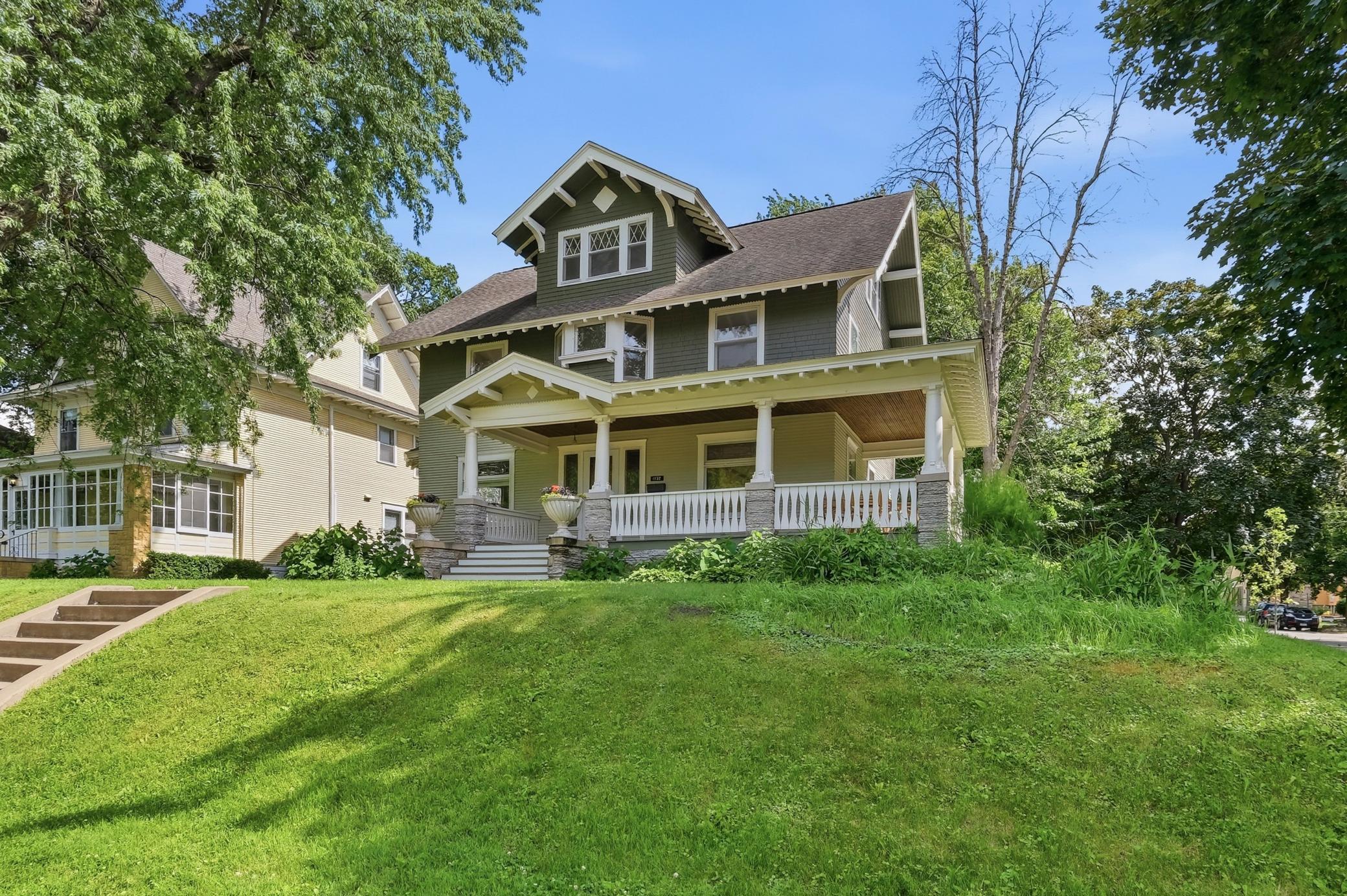 View of Residential at 1732 Summit Avenue, Saint Paul MN 55105, Saint Paul (37 of 38) - Mike Wilen | Minnesota Team Real Estate