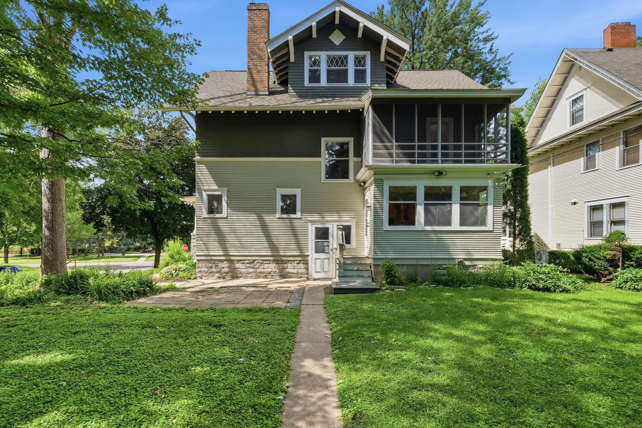 View of Residential at 1732 Summit Avenue, Saint Paul MN 55105, Saint Paul (35 of 38) - Mike Wilen | Minnesota Team Real Estate