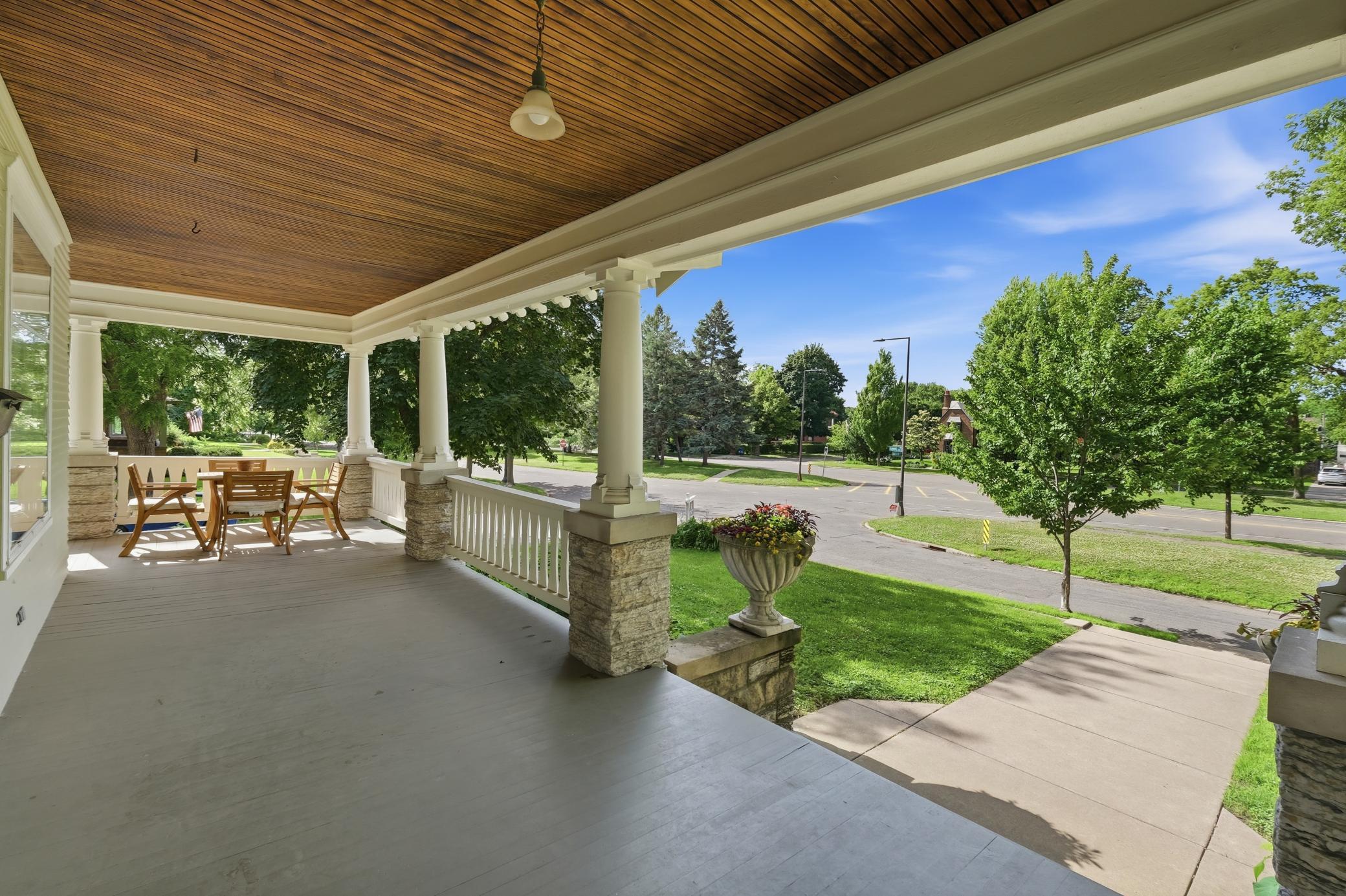View of Residential at 1732 Summit Avenue, Saint Paul MN 55105, Saint Paul (3 of 38) - Mike Wilen | Minnesota Team Real Estate