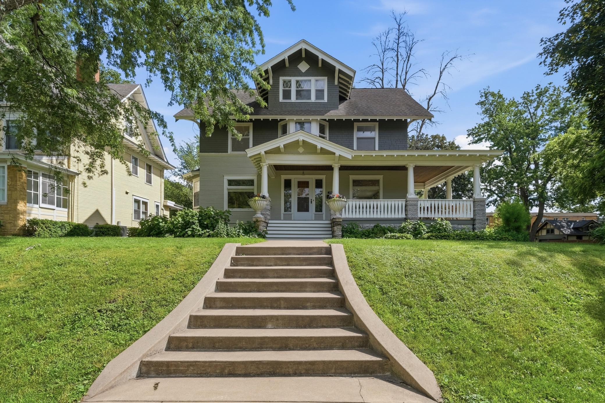 View of Residential at 1732 Summit Avenue, Saint Paul MN 55105, Saint Paul (2 of 38) - Mike Wilen | Minnesota Team Real Estate
