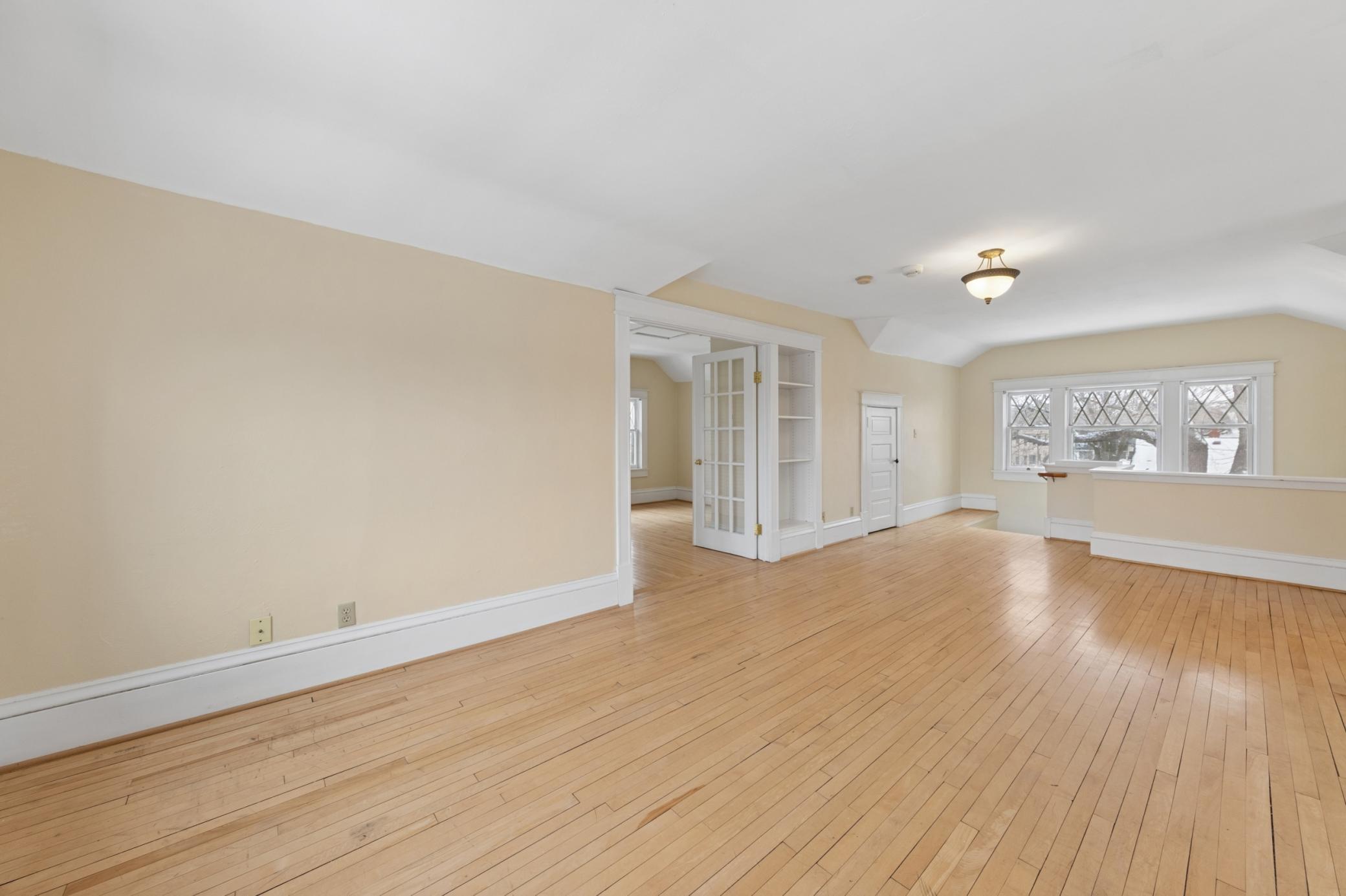 View of Residential at 1732 Summit Avenue, Saint Paul MN 55105, Saint Paul (31 of 38) - Mike Wilen | Minnesota Team Real Estate