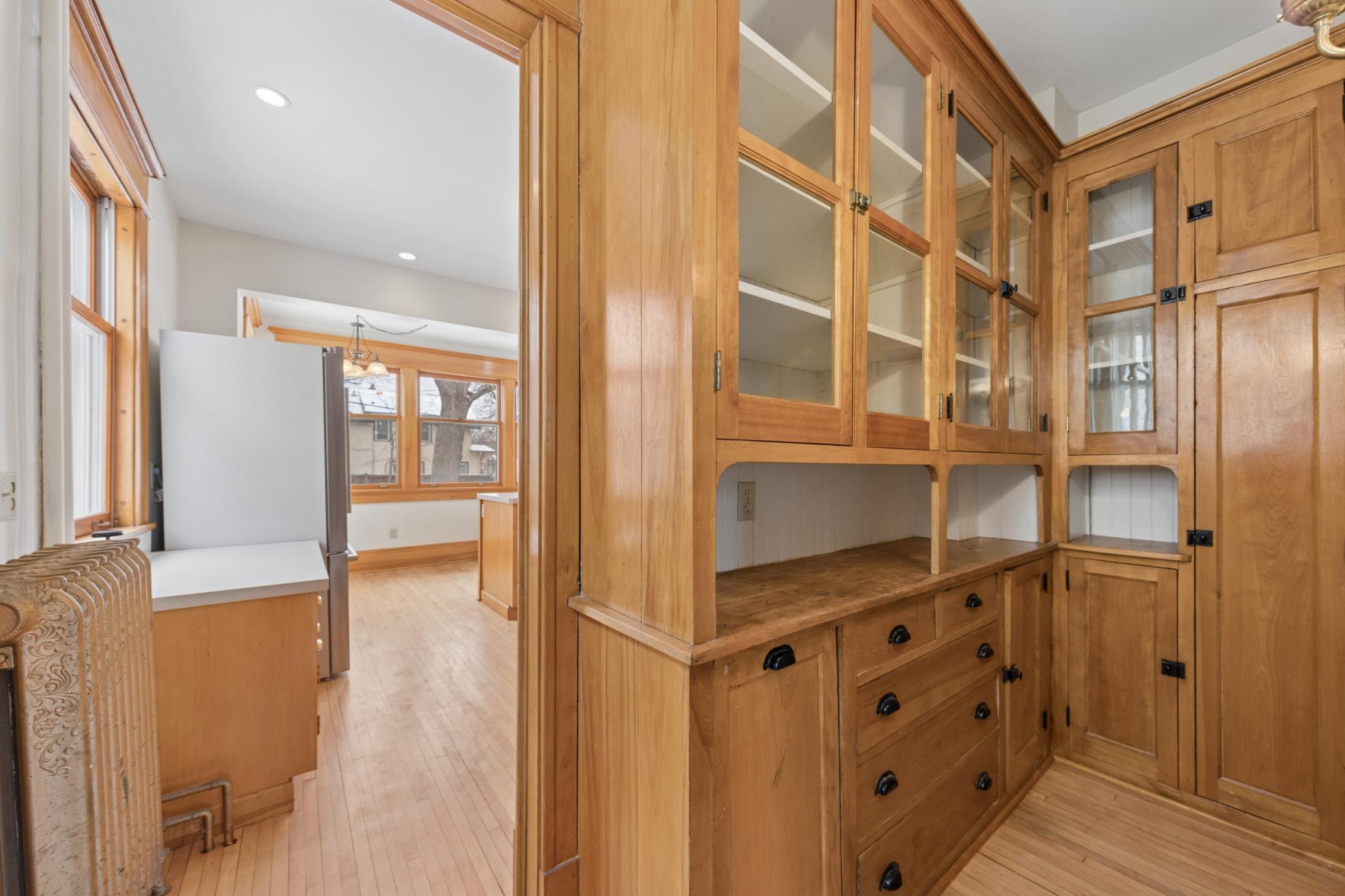 View of Residential at 1732 Summit Avenue, Saint Paul MN 55105, Saint Paul (18 of 38) - Mike Wilen | Minnesota Team Real Estate