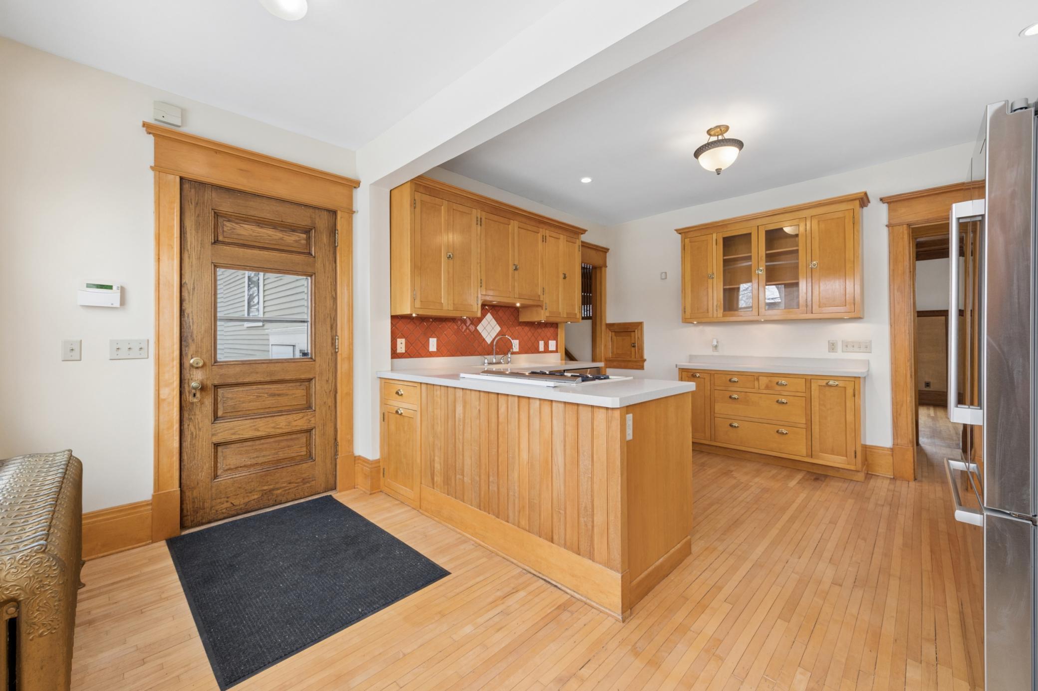 View of Residential at 1732 Summit Avenue, Saint Paul MN 55105, Saint Paul (17 of 38) - Mike Wilen | Minnesota Team Real Estate