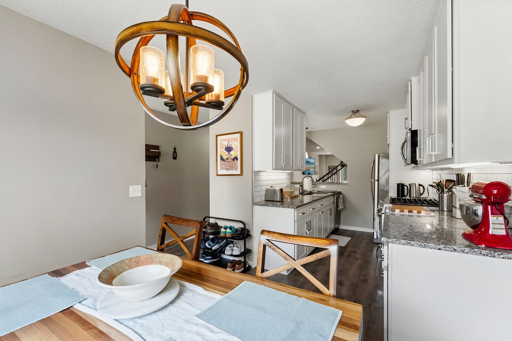 View of Residential at 4113 France Avenue, Minneapolis MN 55416, Minneapolis (8 of 30) - Mike Wilen | Minnesota Team Real Estate