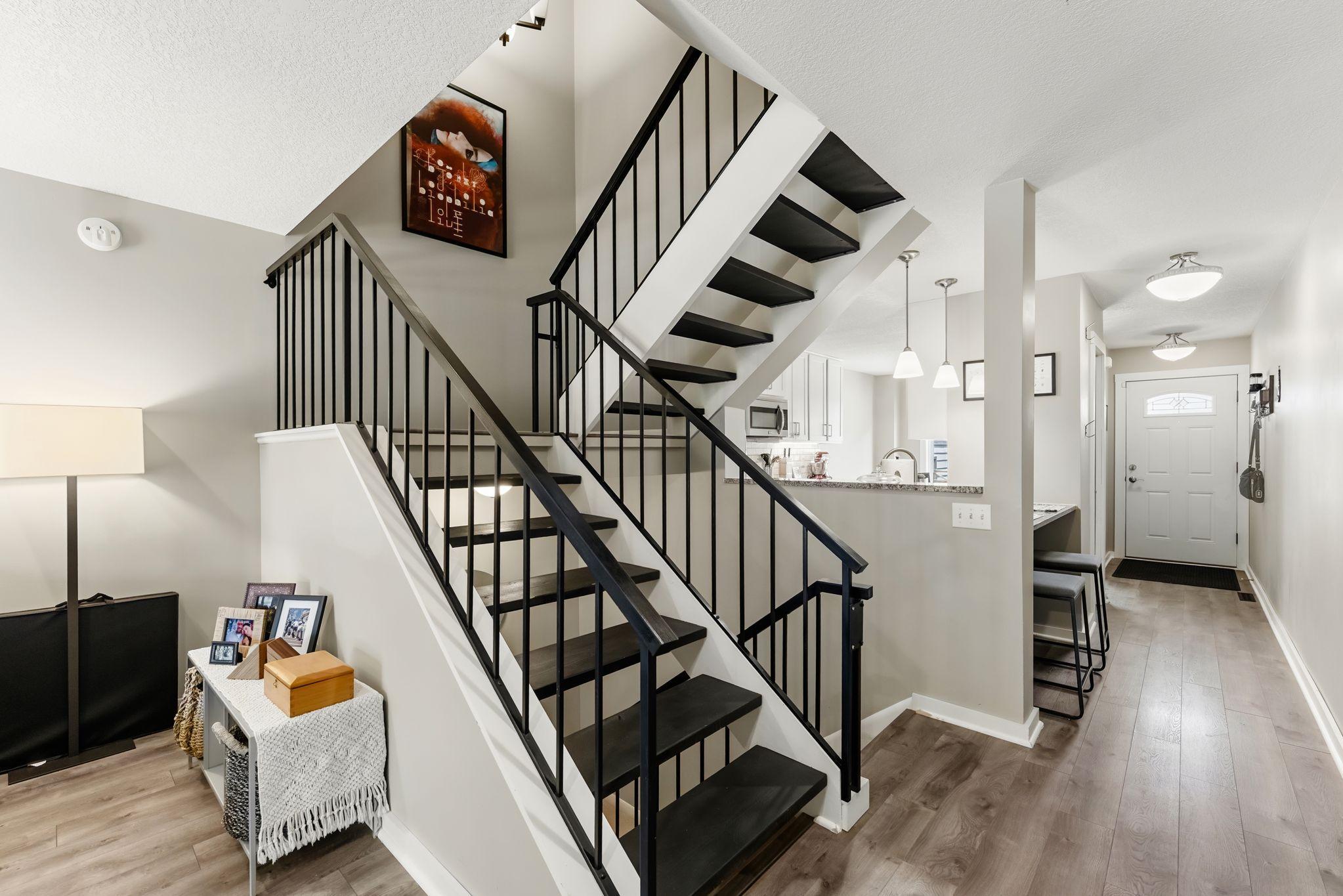 View of Residential at 4113 France Avenue, Minneapolis MN 55416, Minneapolis (14 of 30) - Mike Wilen | Minnesota Team Real Estate