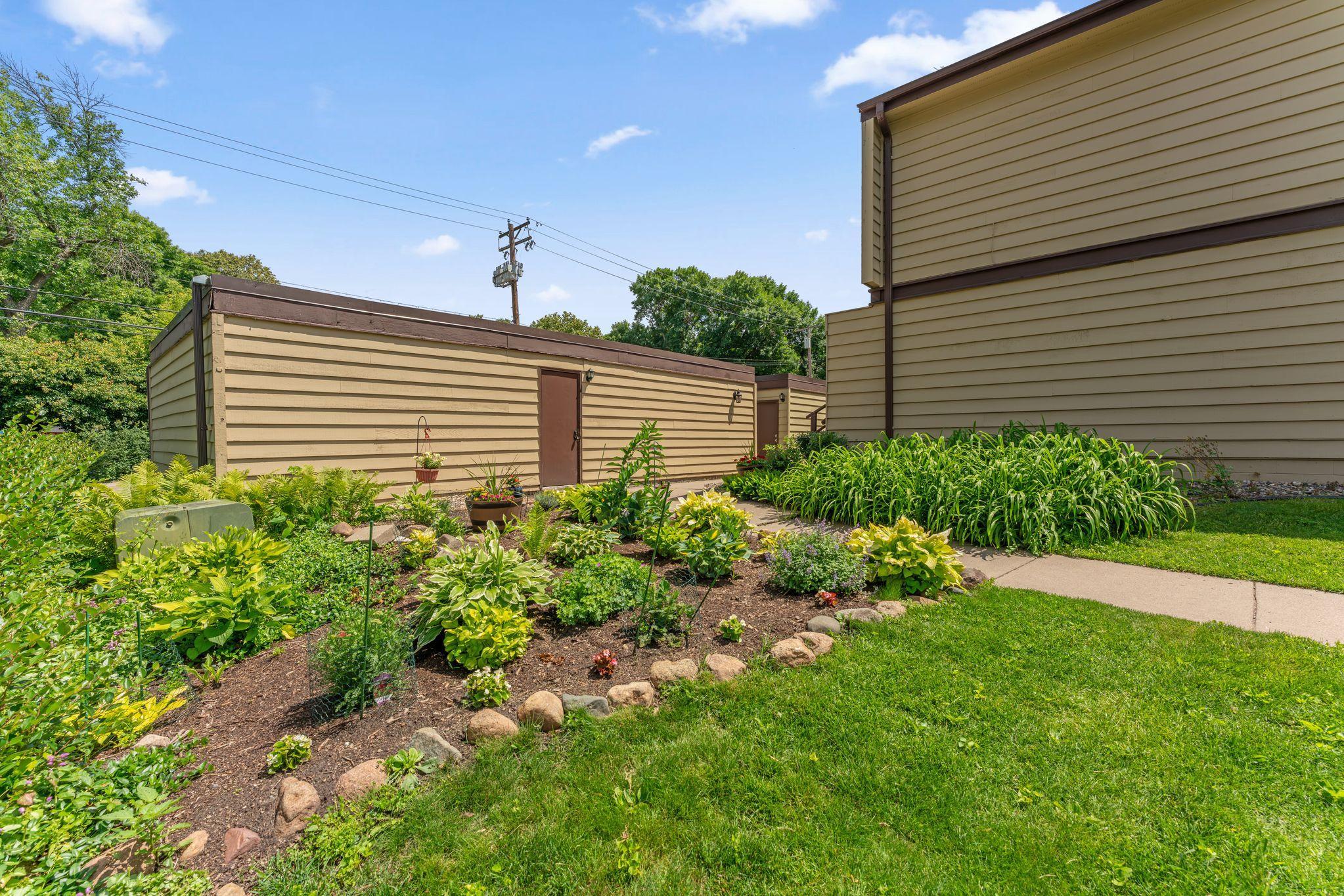 View of Residential at 4113 France Avenue, Minneapolis MN 55416, Minneapolis (27 of 30) - Mike Wilen | Minnesota Team Real Estate