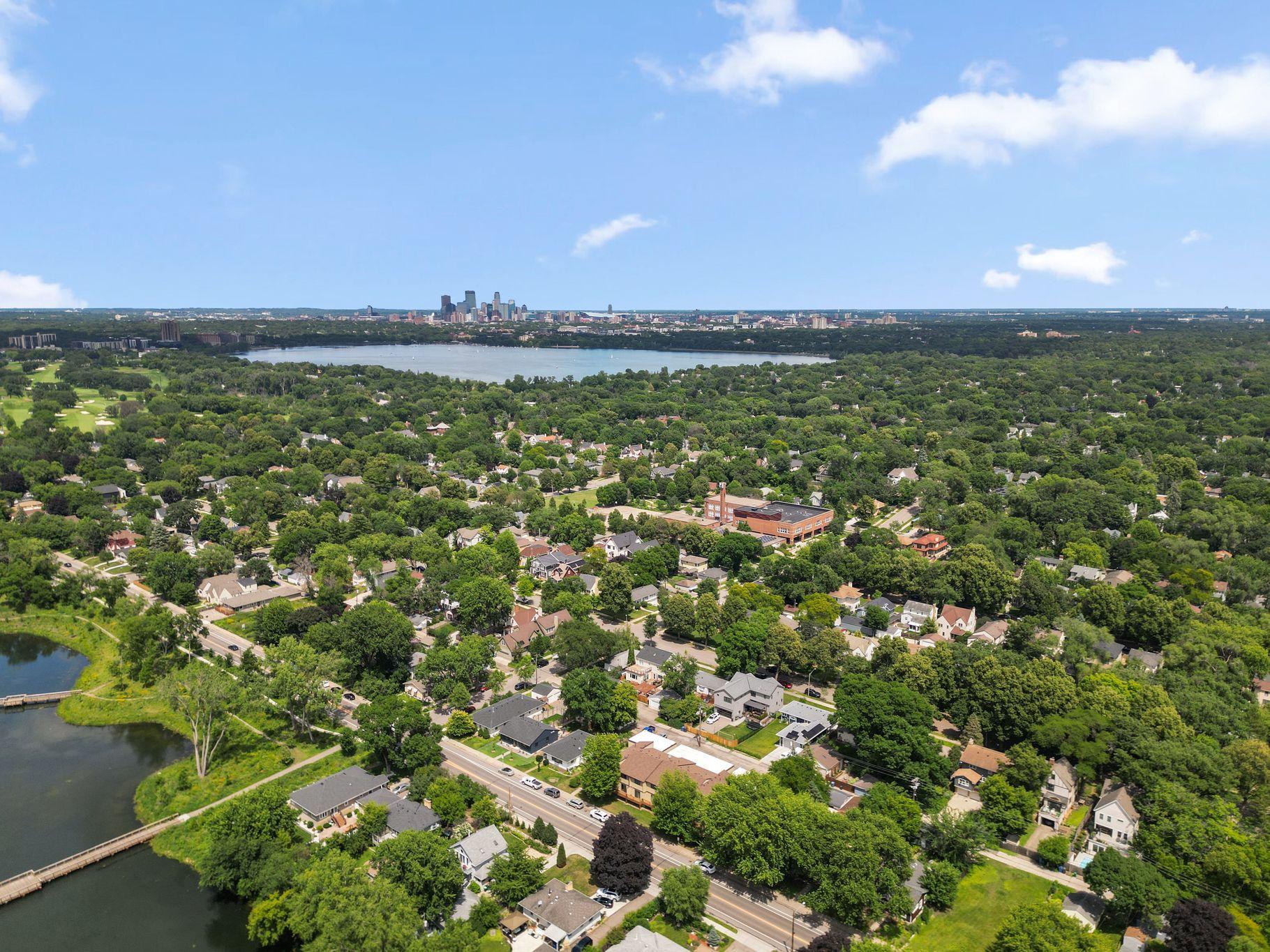 View of Residential at 4113 France Avenue, Minneapolis MN 55416, Minneapolis (29 of 30) - Mike Wilen | Minnesota Team Real Estate