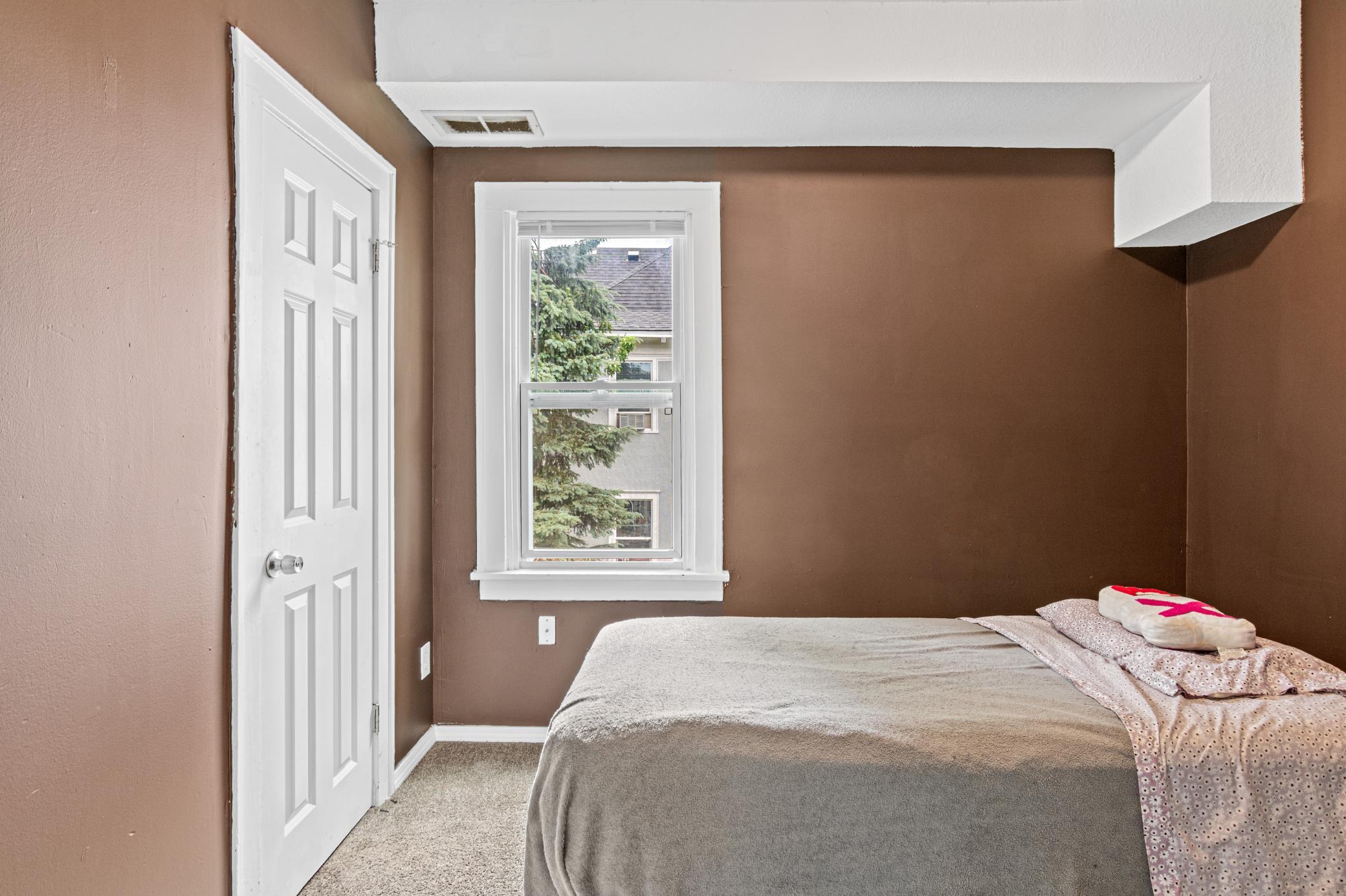View of Residential Income at 96 Winifred Street, Saint Paul MN 55107, Saint Paul (17 of 28) - Mike Wilen | Minnesota Team Real Estate