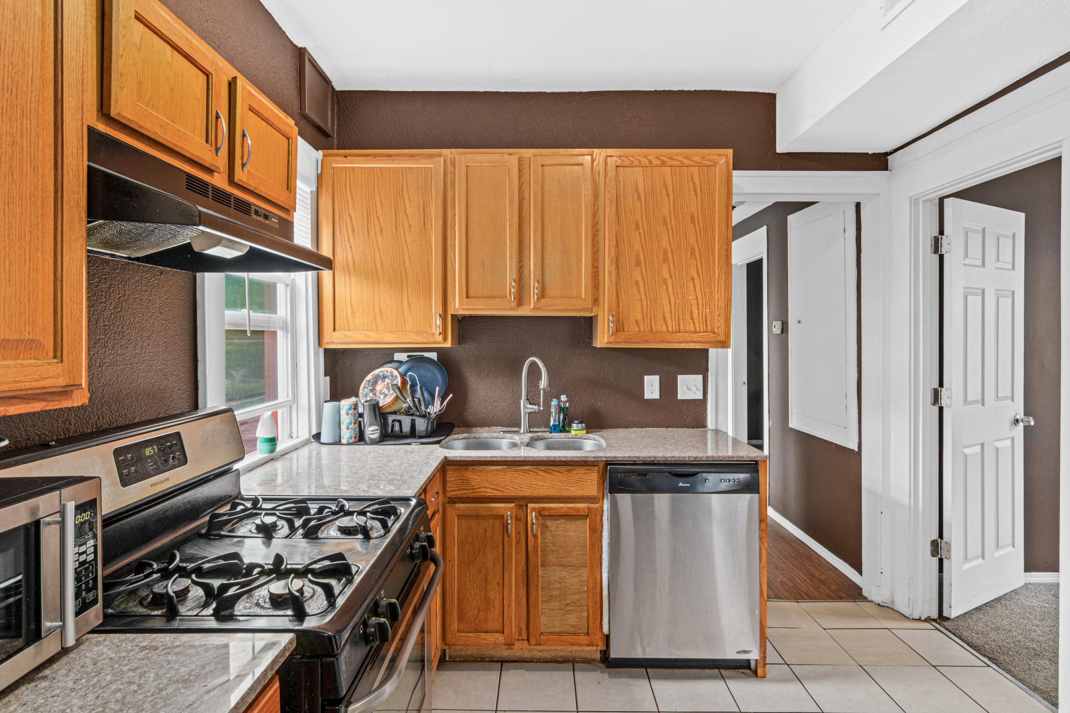 View of Residential Income at 96 Winifred Street, Saint Paul MN 55107, Saint Paul (20 of 28) - Mike Wilen | Minnesota Team Real Estate