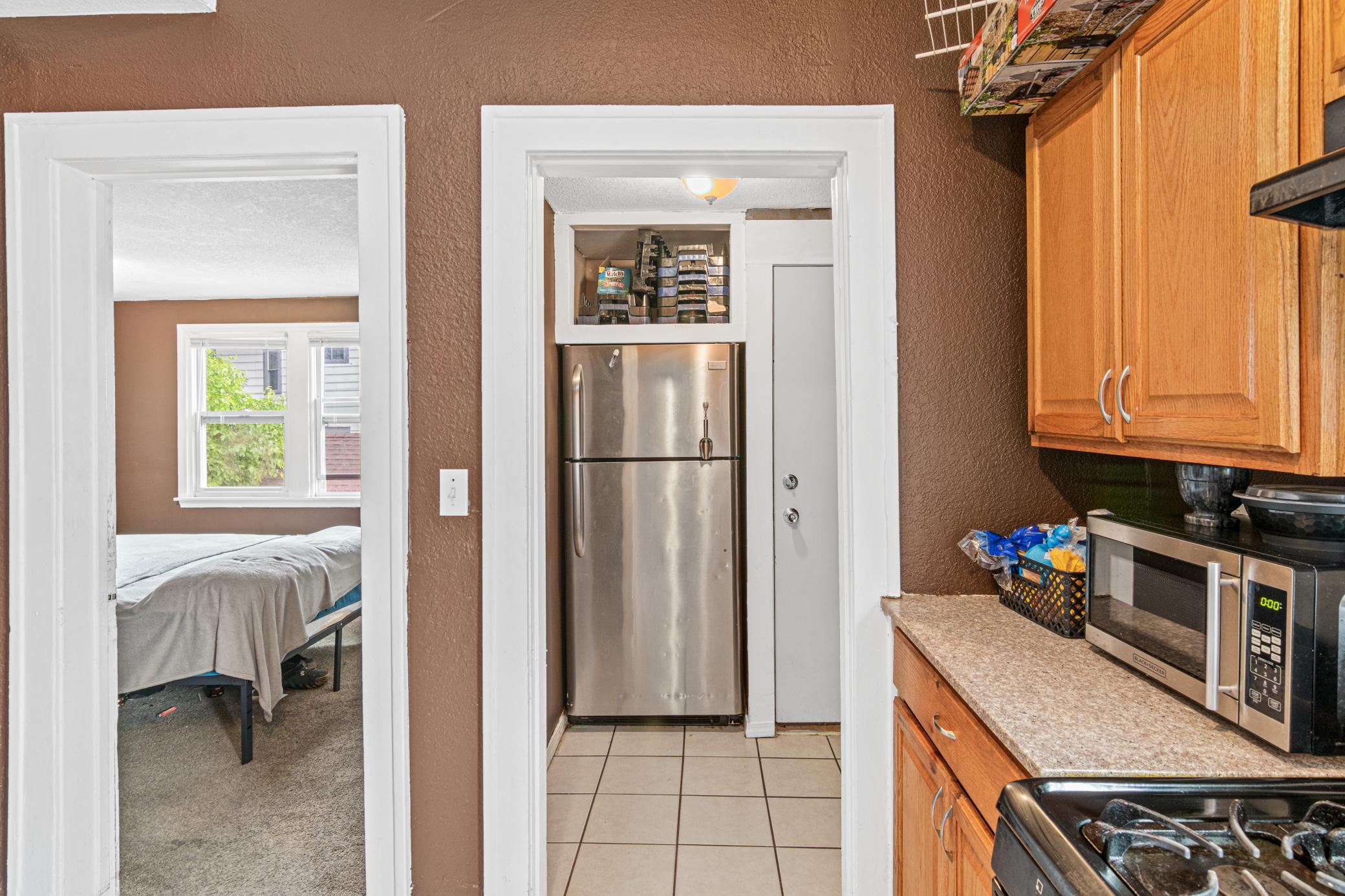 View of Residential Income at 96 Winifred Street, Saint Paul MN 55107, Saint Paul (19 of 28) - Mike Wilen | Minnesota Team Real Estate