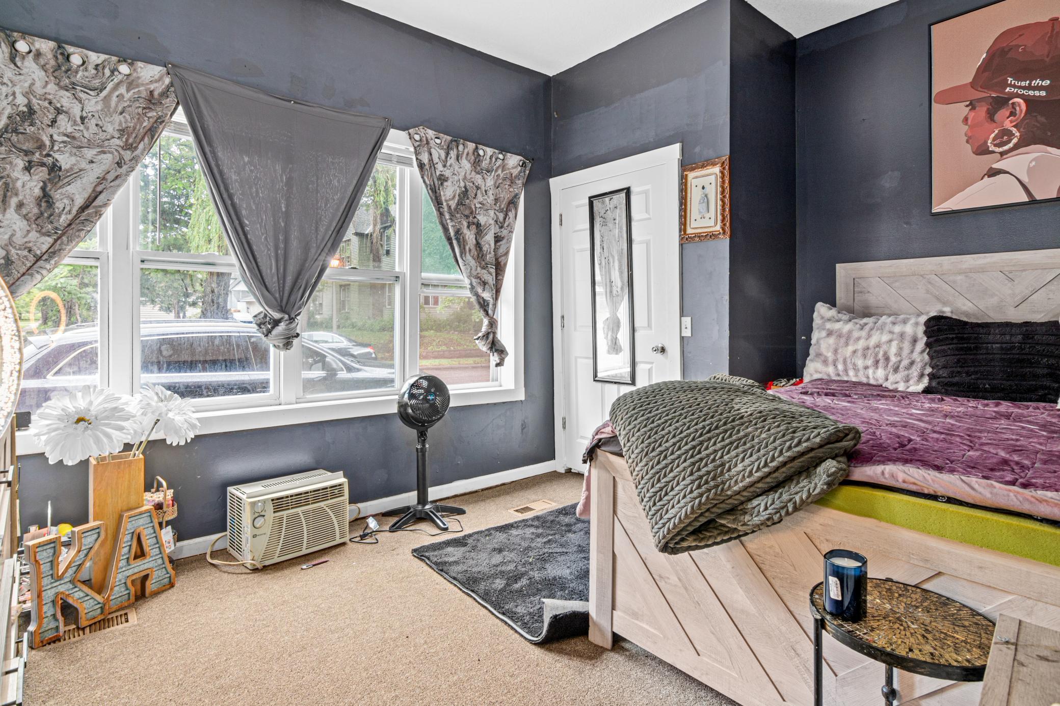 View of Residential Income at 96 Winifred Street, Saint Paul MN 55107, Saint Paul (6 of 28) - Mike Wilen | Minnesota Team Real Estate