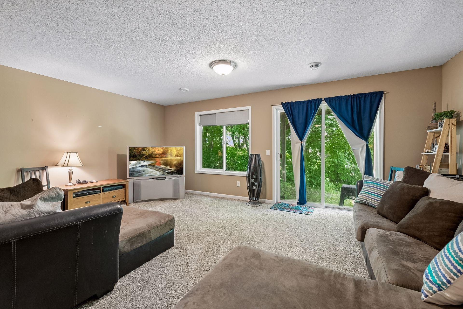 View of Residential at 3165 Doneene Lane, Eagan MN 55121, Eagan (19 of 24) - Mike Wilen | Minnesota Team Real Estate