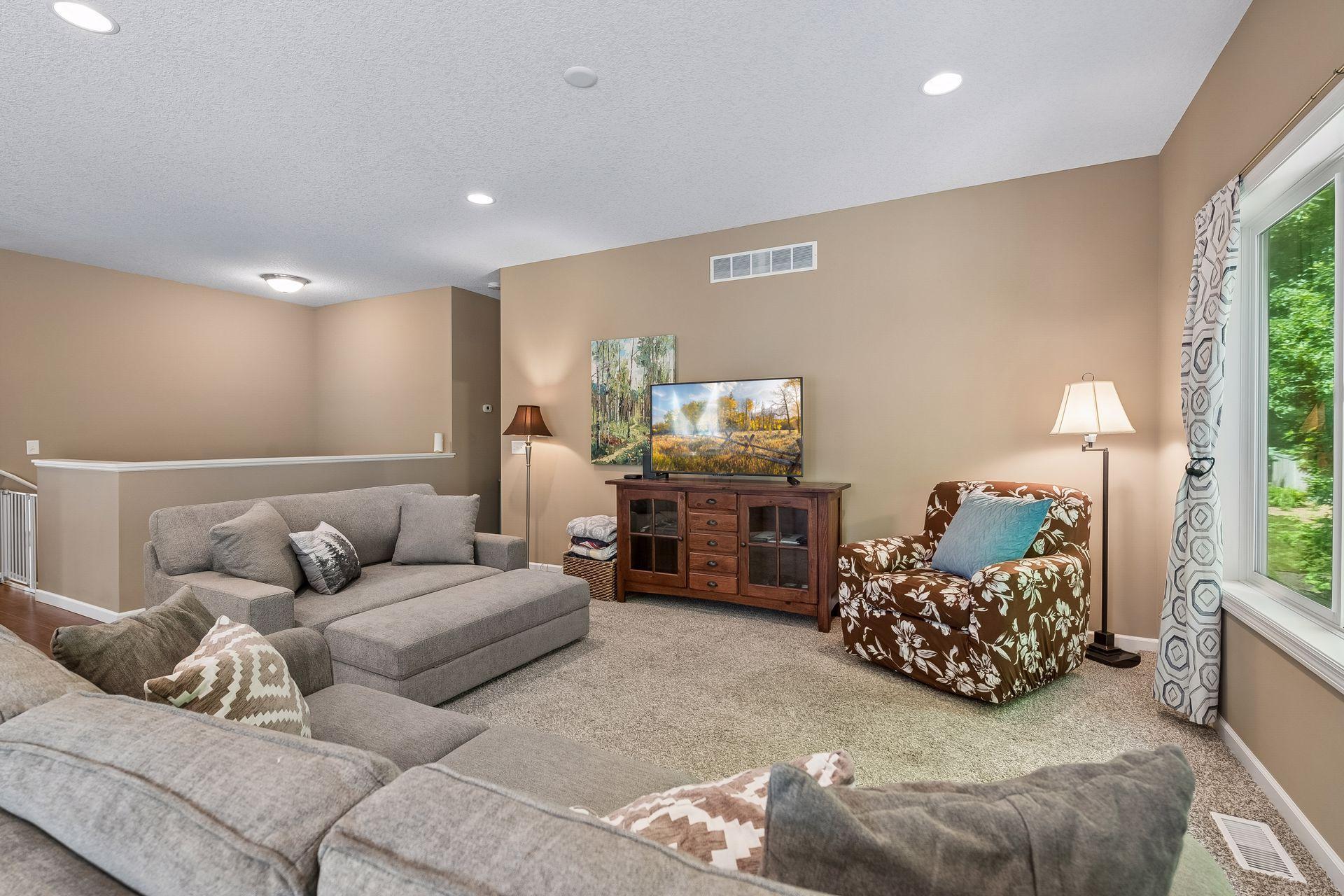 View of Residential at 3165 Doneene Lane, Eagan MN 55121, Eagan (13 of 24) - Mike Wilen | Minnesota Team Real Estate