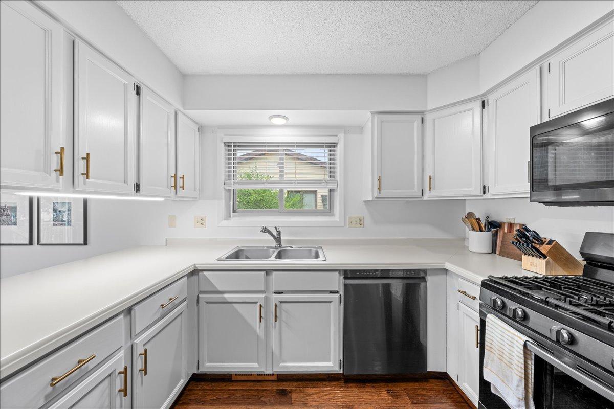 View of Residential at 5316 184th Street, Farmington MN 55024, Farmington (5 of 37) - Mike Wilen | Minnesota Team Real Estate