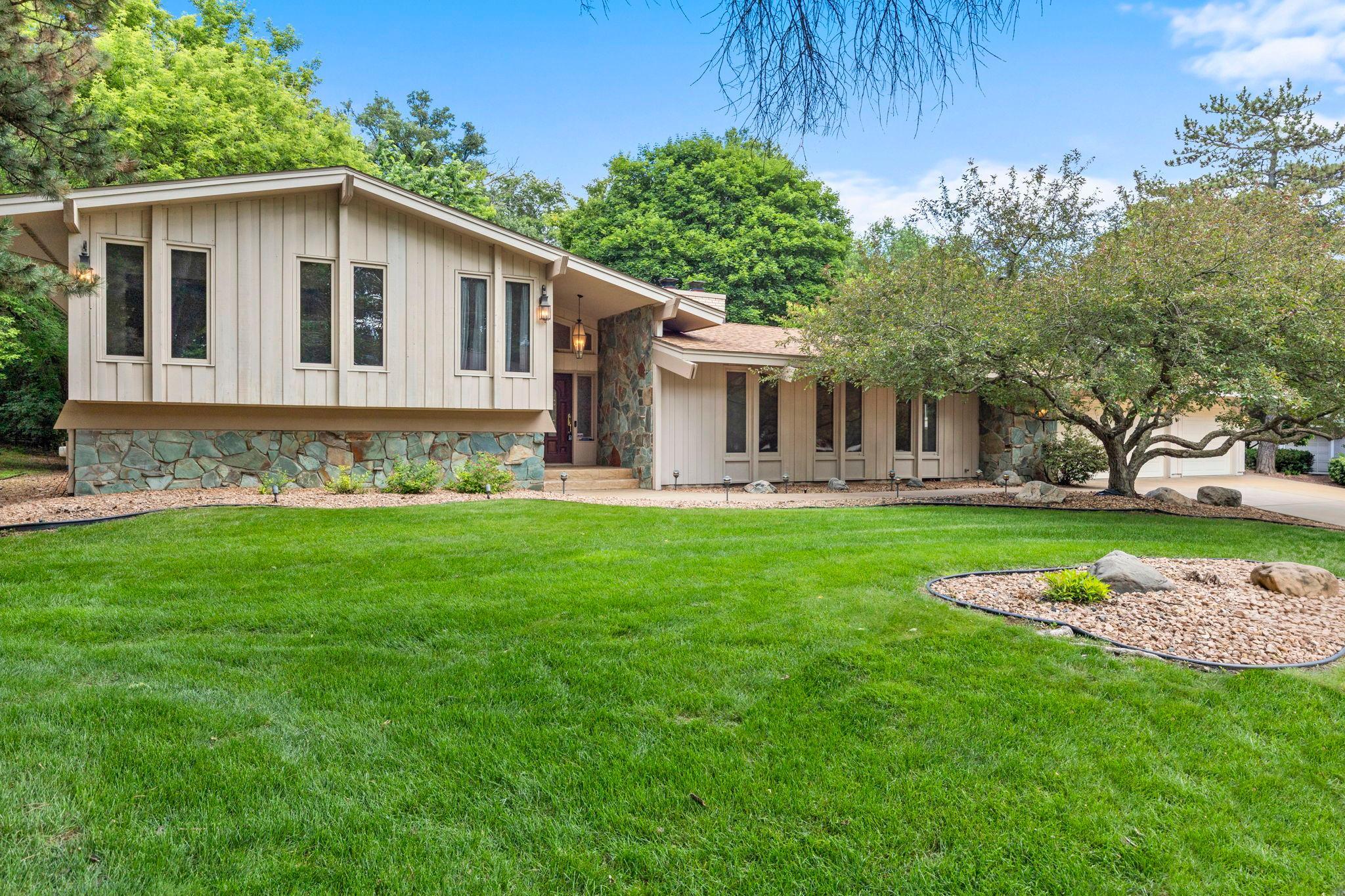View of Residential at 7105 Gleason Road, Edina MN 55439, Edina - Mike Wilen | Minnesota Team Real Estate