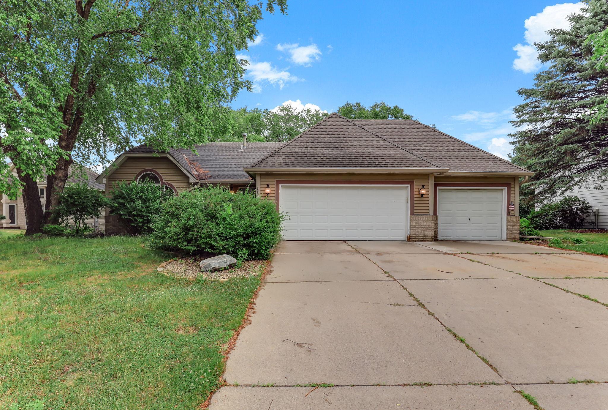 View of Residential at 2287 Snowshoe Lane, Maplewood MN 55119, Maplewood - Mike Wilen | Minnesota Team Real Estate