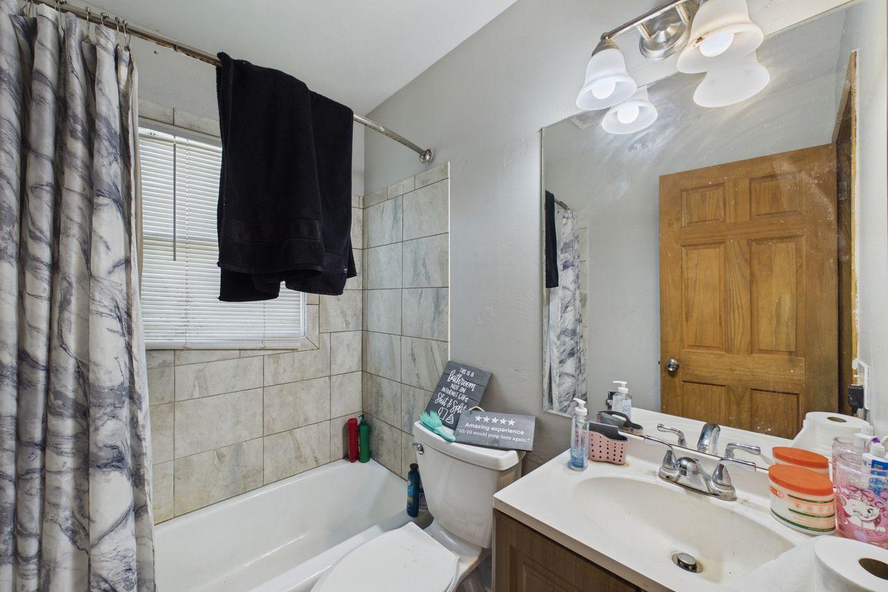 View of Residential Income at 355 14th Avenue, South Saint Paul MN 55075, South Saint Paul (16 of 31) - Mike Wilen | Minnesota Team Real Estate