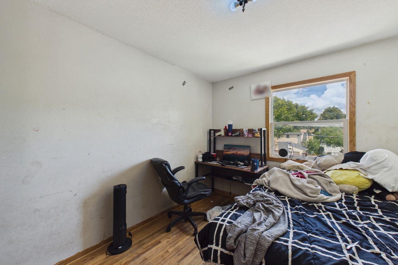 View of Residential Income at 355 14th Avenue, South Saint Paul MN 55075, South Saint Paul (12 of 31) - Mike Wilen | Minnesota Team Real Estate
