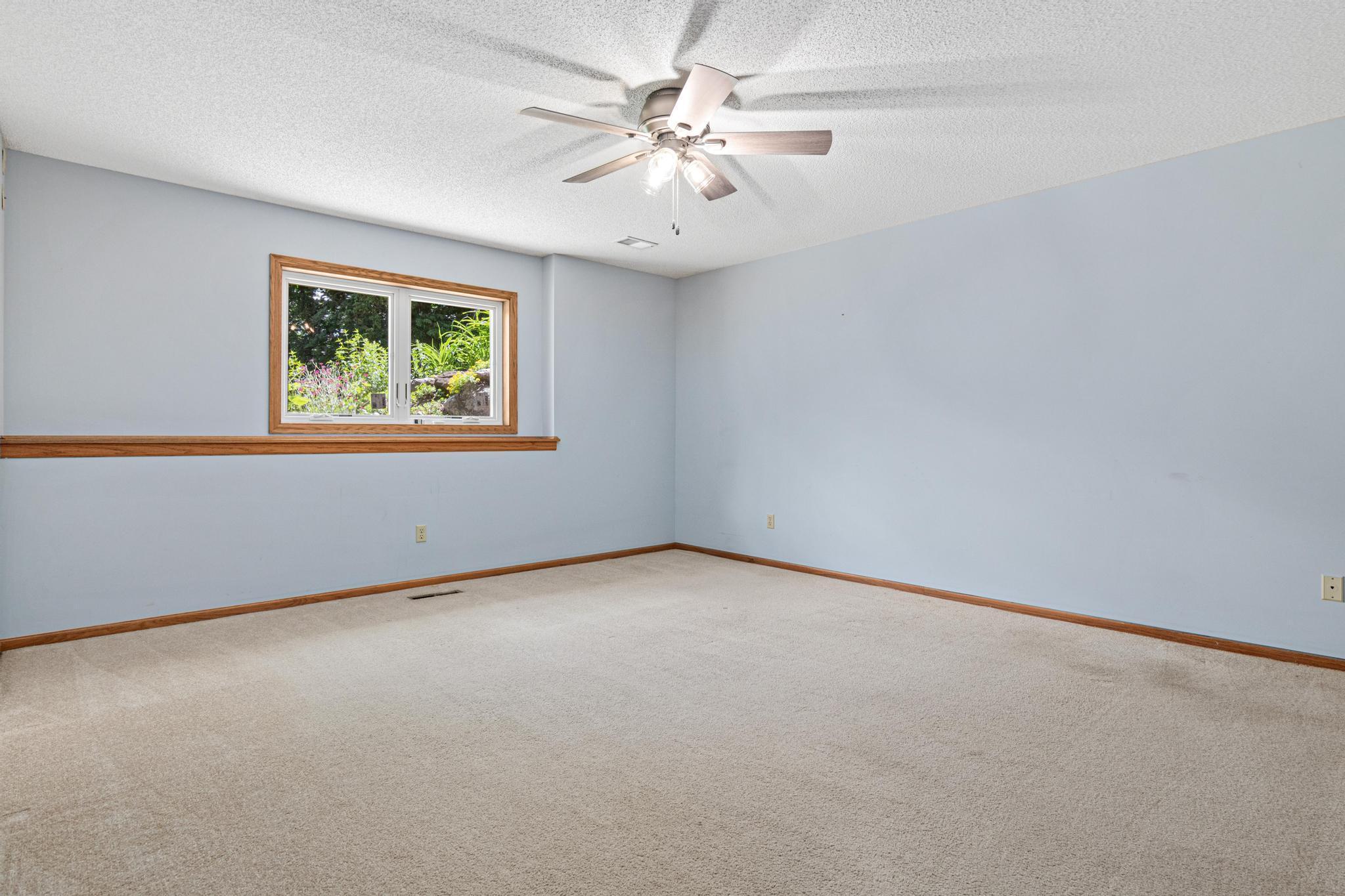 View of Residential at 1200 Summit Oaks Drive, Burnsville MN 55337, Burnsville (24 of 29) - Mike Wilen | Minnesota Team Real Estate