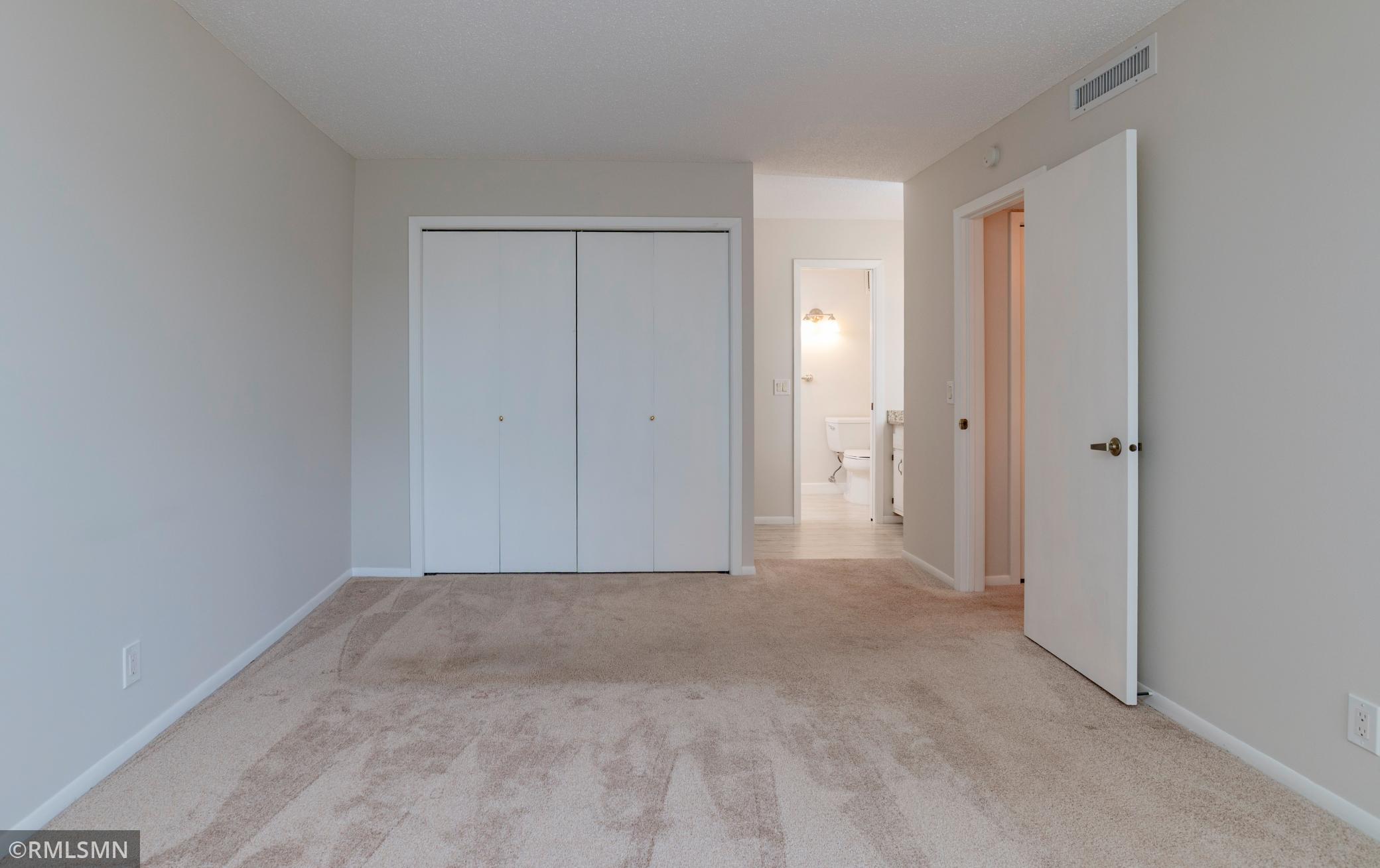 View of Residential at 9700 Portland Avenue #330, Bloomington MN 55420, Bloomington (20 of 33) - Mike Wilen | Minnesota Team Real Estate