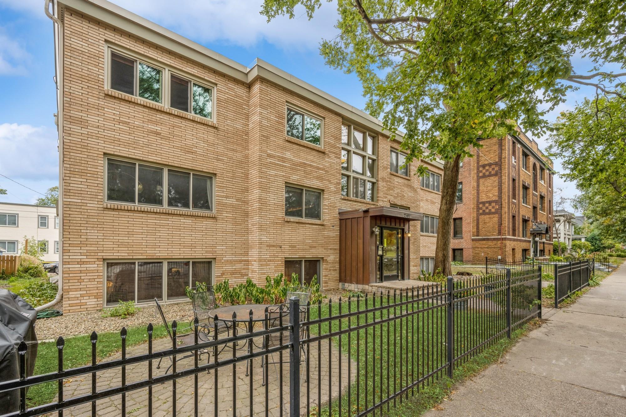 View of Residential at 2507 Bryant Avenue #1, Minneapolis MN 55405, Minneapolis (2 of 29) - Mike Wilen | Minnesota Team Real Estate