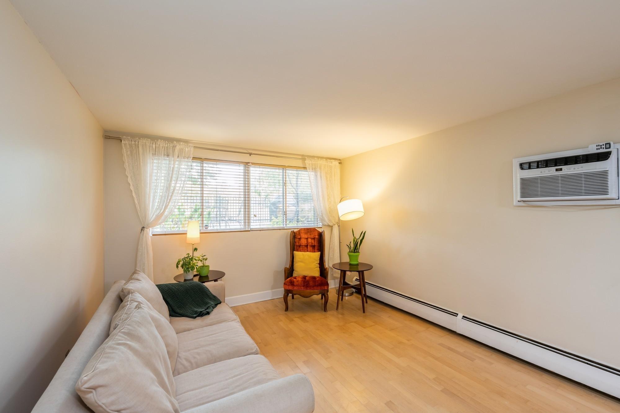 View of Residential at 2507 Bryant Avenue #1, Minneapolis MN 55405, Minneapolis (4 of 29) - Mike Wilen | Minnesota Team Real Estate