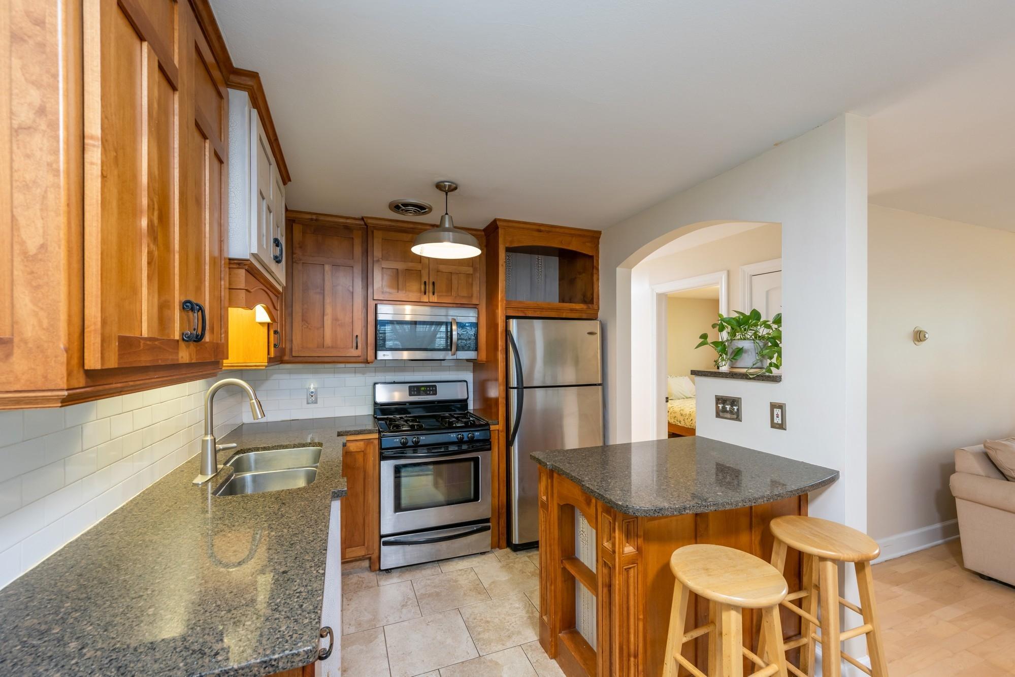 View of Residential at 2507 Bryant Avenue #1, Minneapolis MN 55405, Minneapolis (12 of 29) - Mike Wilen | Minnesota Team Real Estate