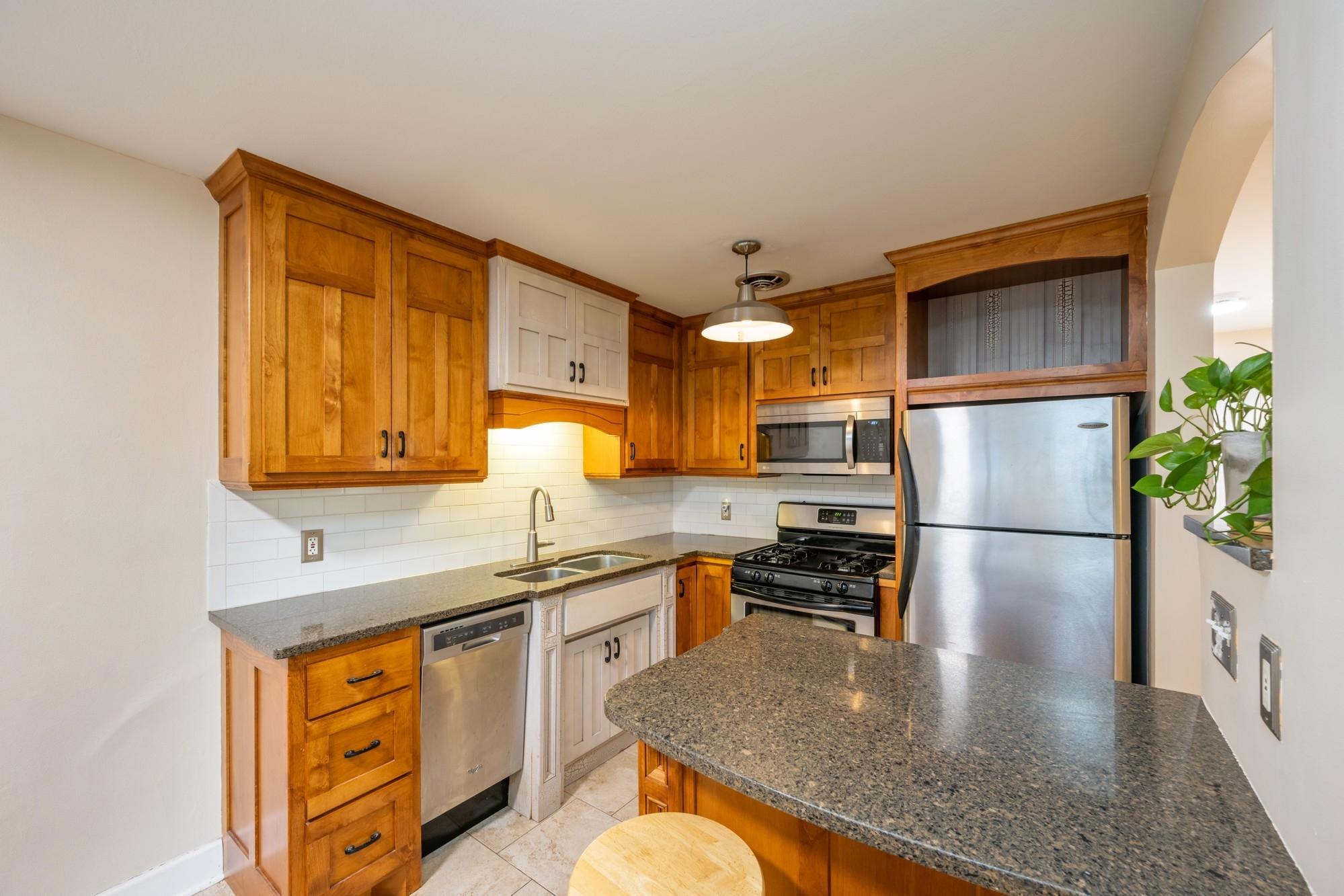 View of Residential at 2507 Bryant Avenue #1, Minneapolis MN 55405, Minneapolis (13 of 29) - Mike Wilen | Minnesota Team Real Estate