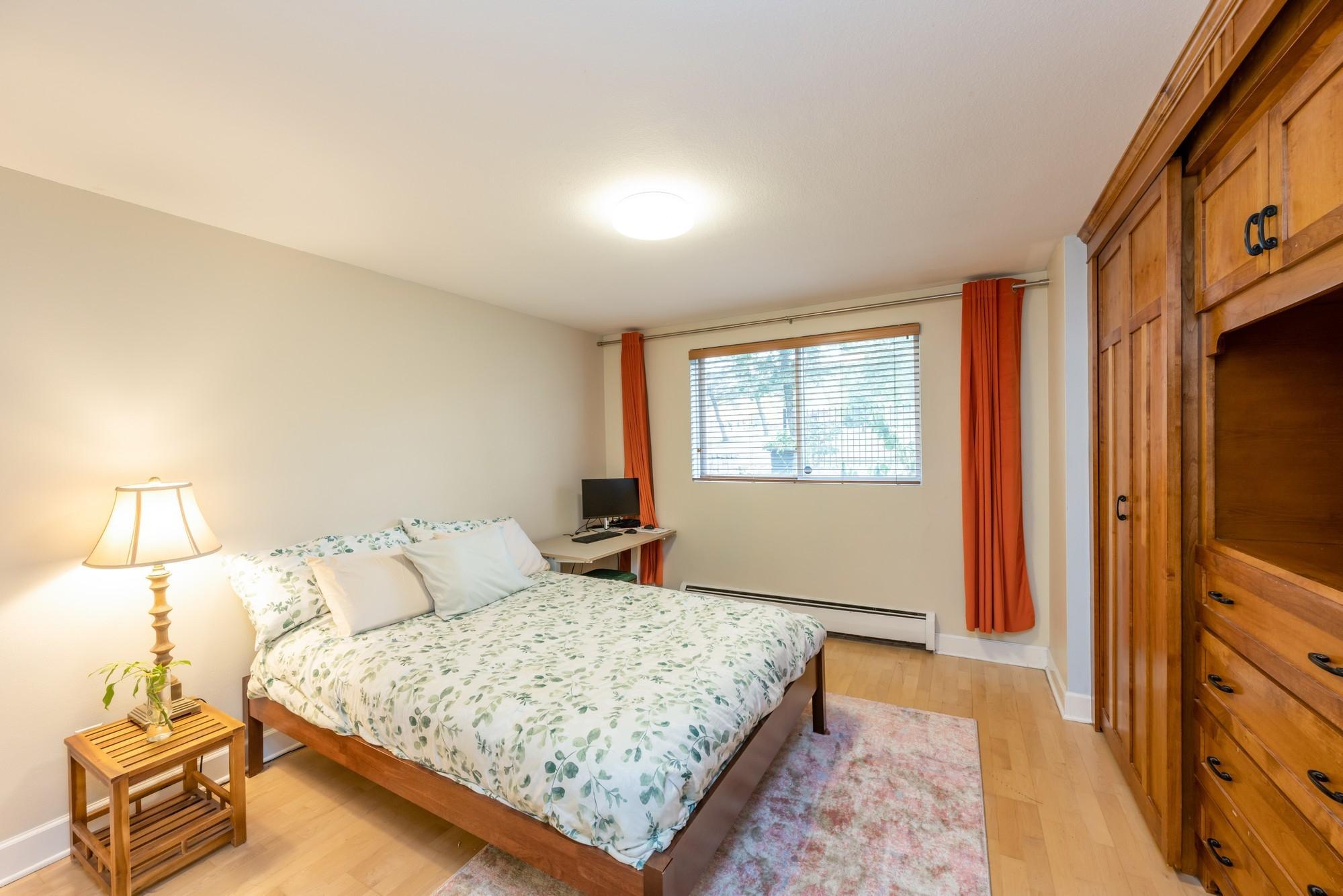 View of Residential at 2507 Bryant Avenue #1, Minneapolis MN 55405, Minneapolis (17 of 29) - Mike Wilen | Minnesota Team Real Estate
