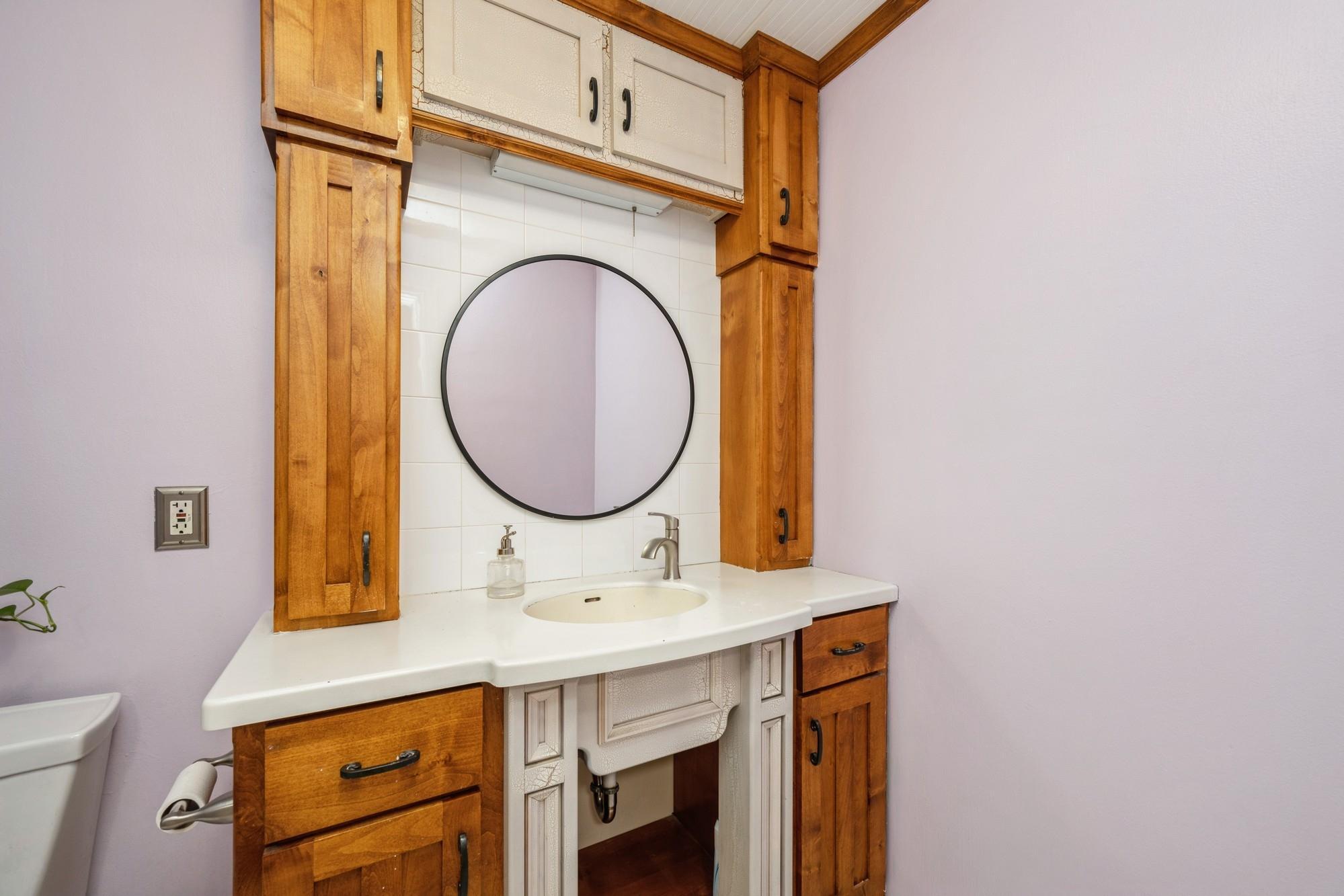 View of Residential at 2507 Bryant Avenue #1, Minneapolis MN 55405, Minneapolis (18 of 29) - Mike Wilen | Minnesota Team Real Estate