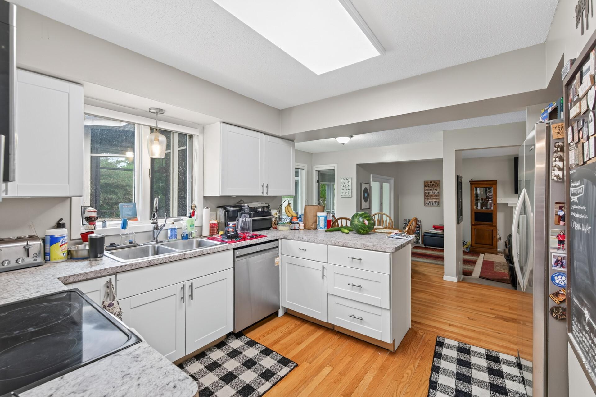 View of Residential at 7001 Beacon Circle, Eden Prairie MN 55346, Eden Prairie (11 of 46) - Mike Wilen | Minnesota Team Real Estate