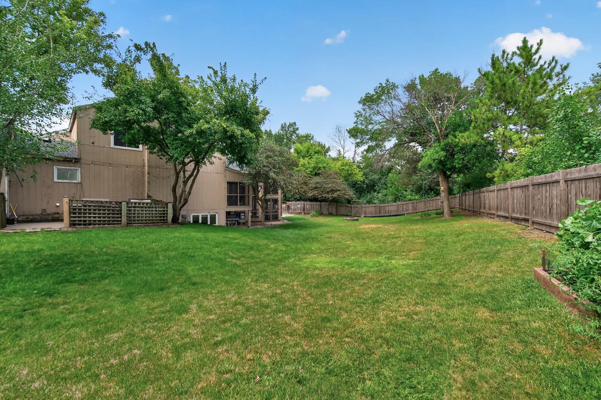 View of Residential at 7001 Beacon Circle, Eden Prairie MN 55346, Eden Prairie (44 of 46) - Mike Wilen | Minnesota Team Real Estate