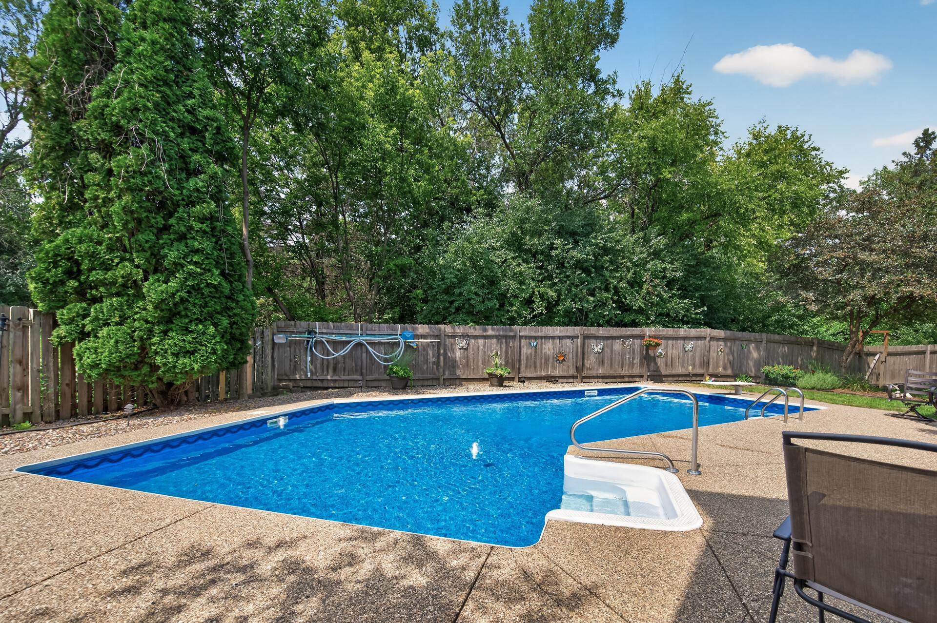 View of Residential at 7001 Beacon Circle, Eden Prairie MN 55346, Eden Prairie (41 of 46) - Mike Wilen | Minnesota Team Real Estate