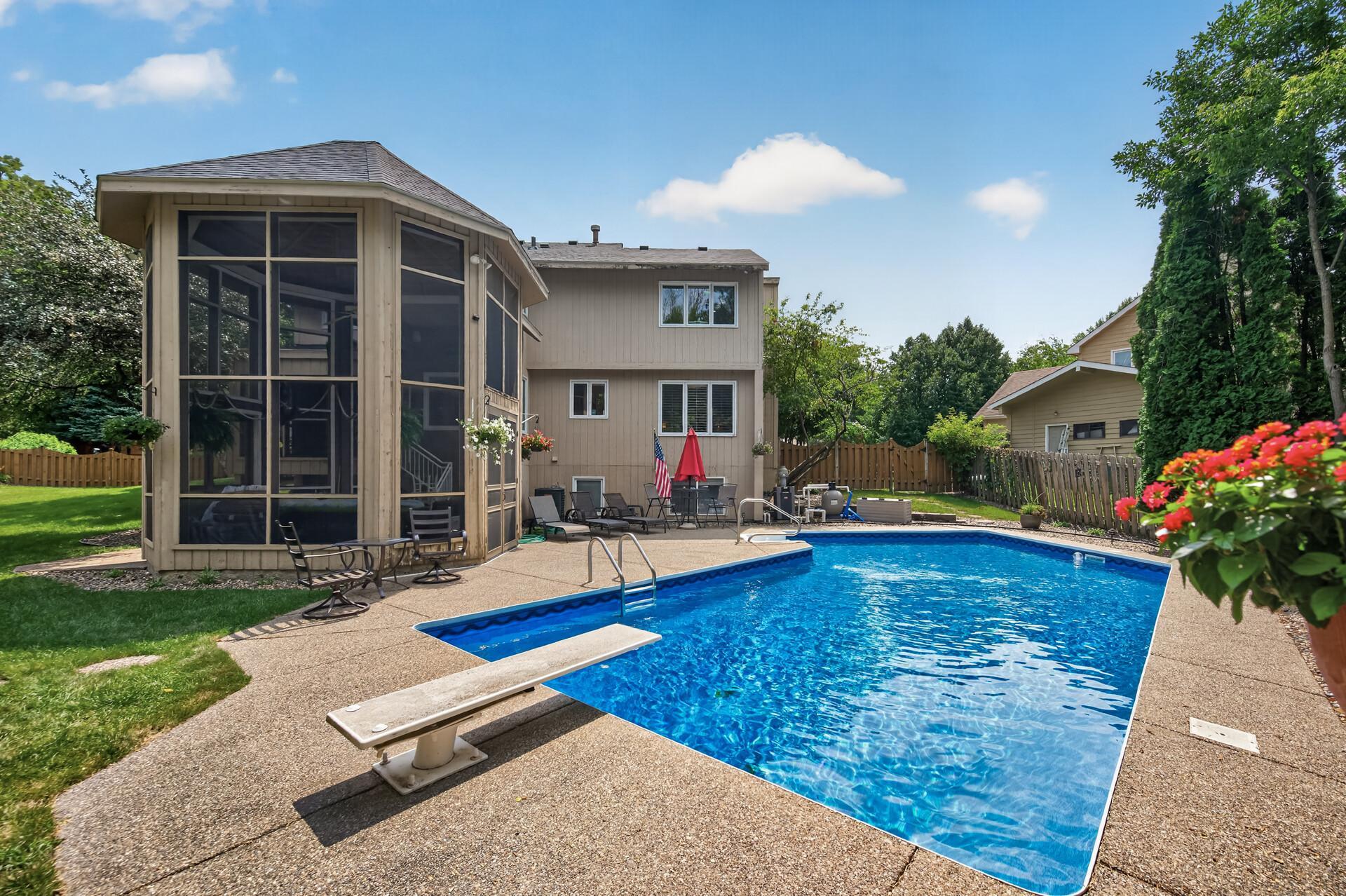 View of Residential at 7001 Beacon Circle, Eden Prairie MN 55346, Eden Prairie (38 of 46) - Mike Wilen | Minnesota Team Real Estate