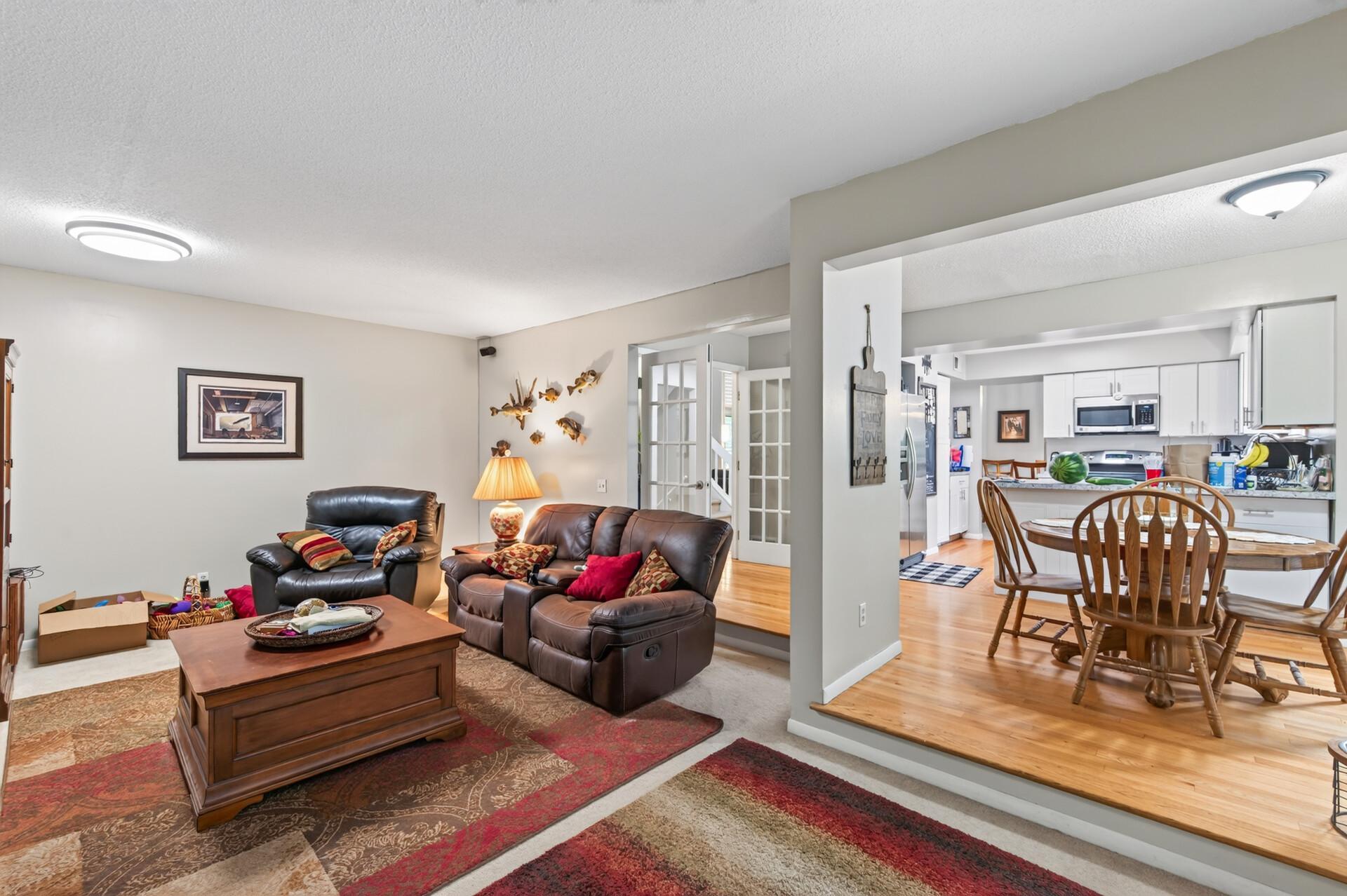 View of Residential at 7001 Beacon Circle, Eden Prairie MN 55346, Eden Prairie (14 of 46) - Mike Wilen | Minnesota Team Real Estate