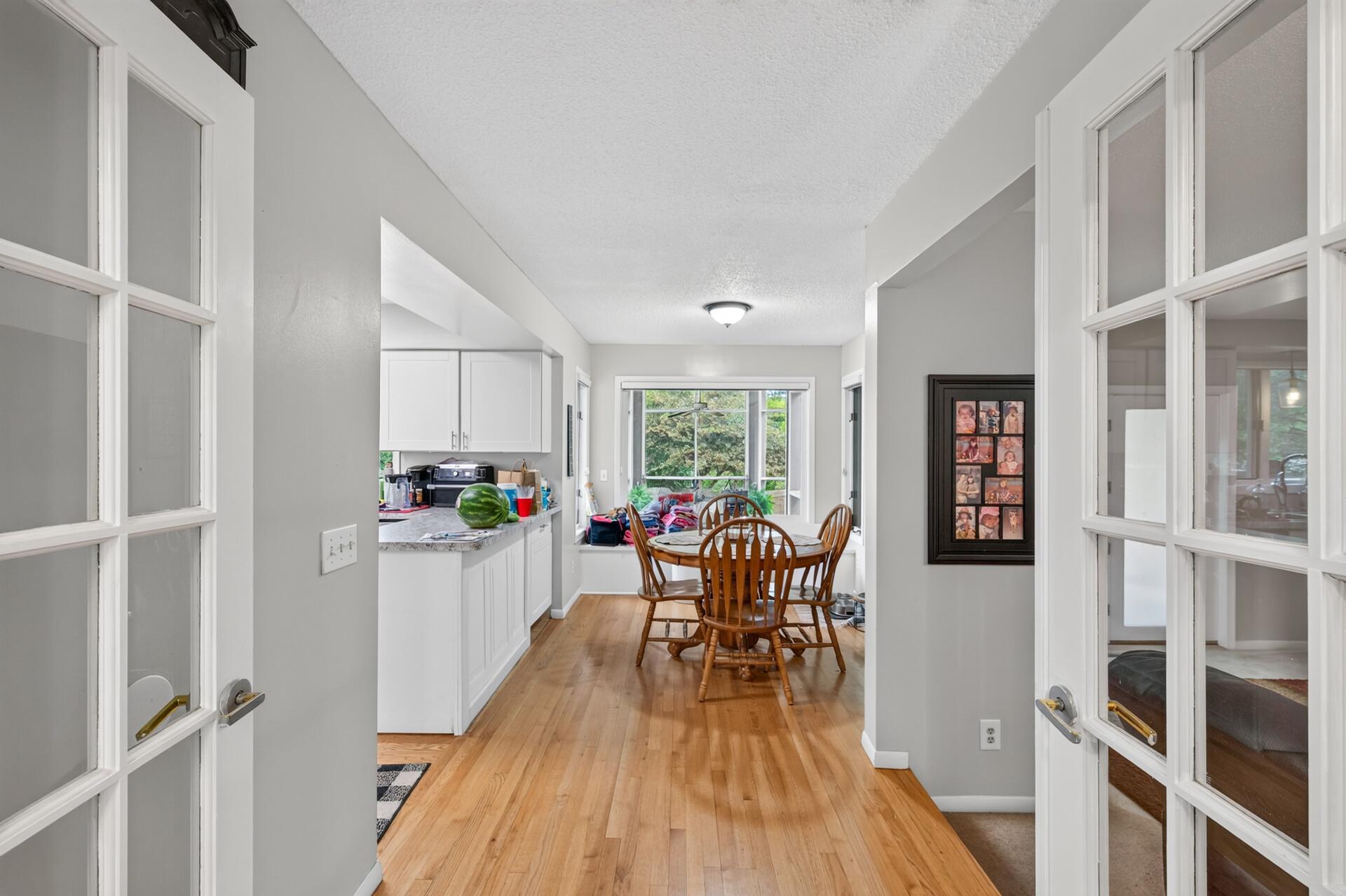 View of Residential at 7001 Beacon Circle, Eden Prairie MN 55346, Eden Prairie (13 of 46) - Mike Wilen | Minnesota Team Real Estate