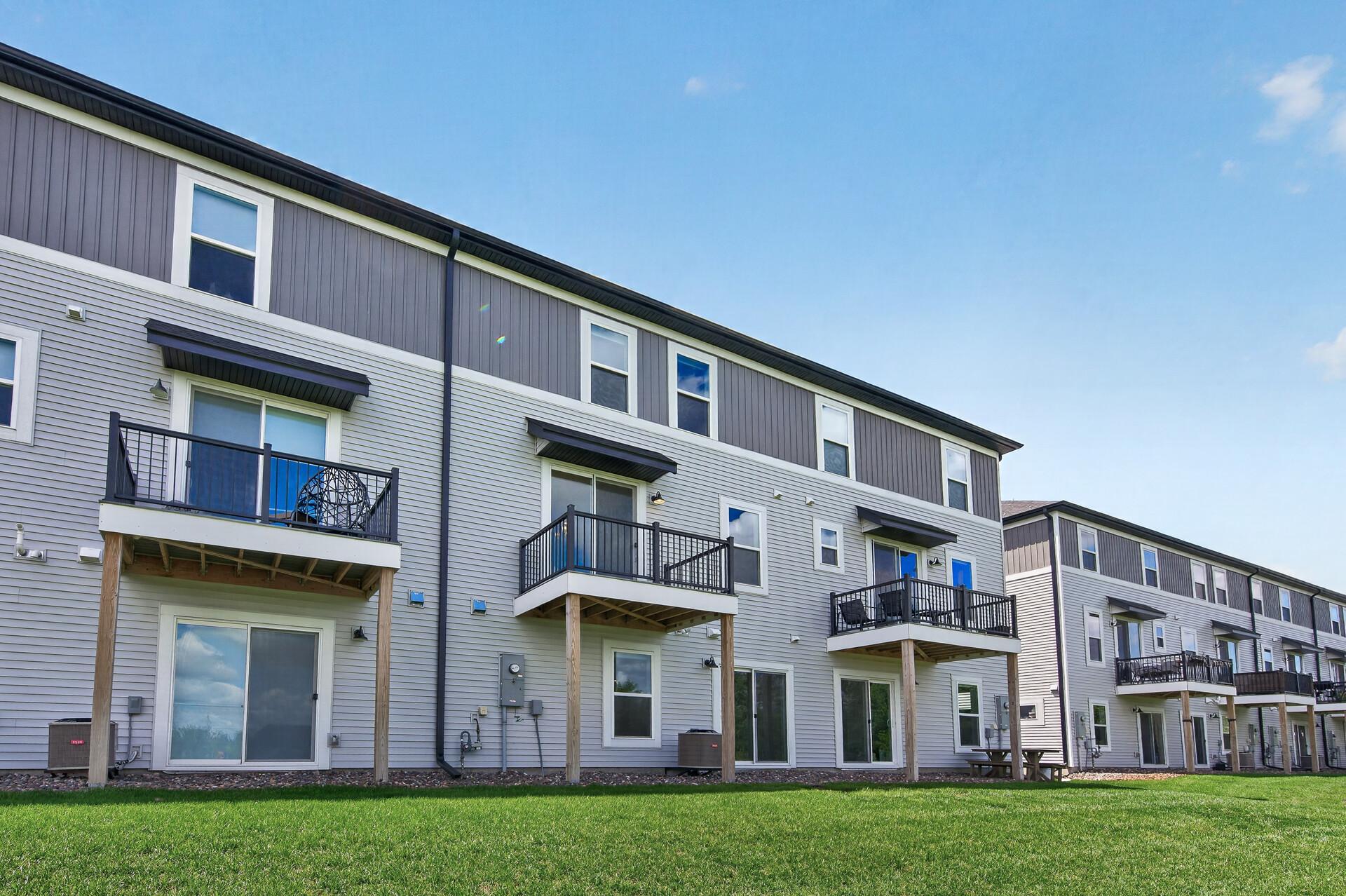 View of Residential at 8658 London Circle #B, Blaine MN 55449, Blaine (23 of 28) - Mike Wilen | Minnesota Team Real Estate
