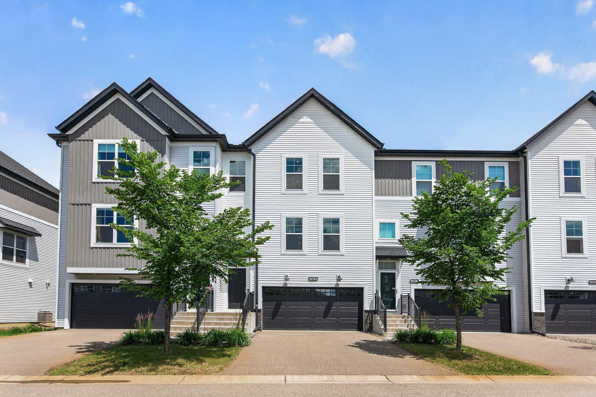 View of Residential at 8658 London Circle #B, Blaine MN 55449, Blaine (27 of 28) - Mike Wilen | Minnesota Team Real Estate